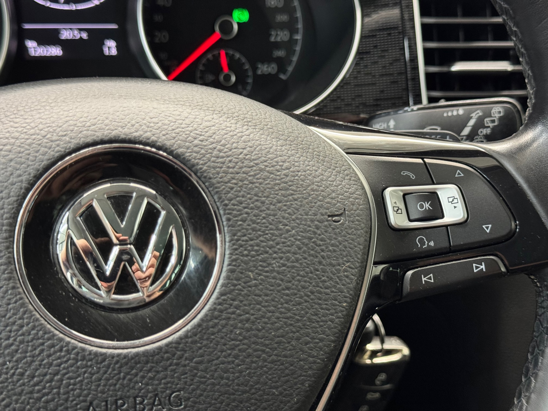 Volkswagen Golf Sportsvan 1.4 TSI Highline (2017), foto 27