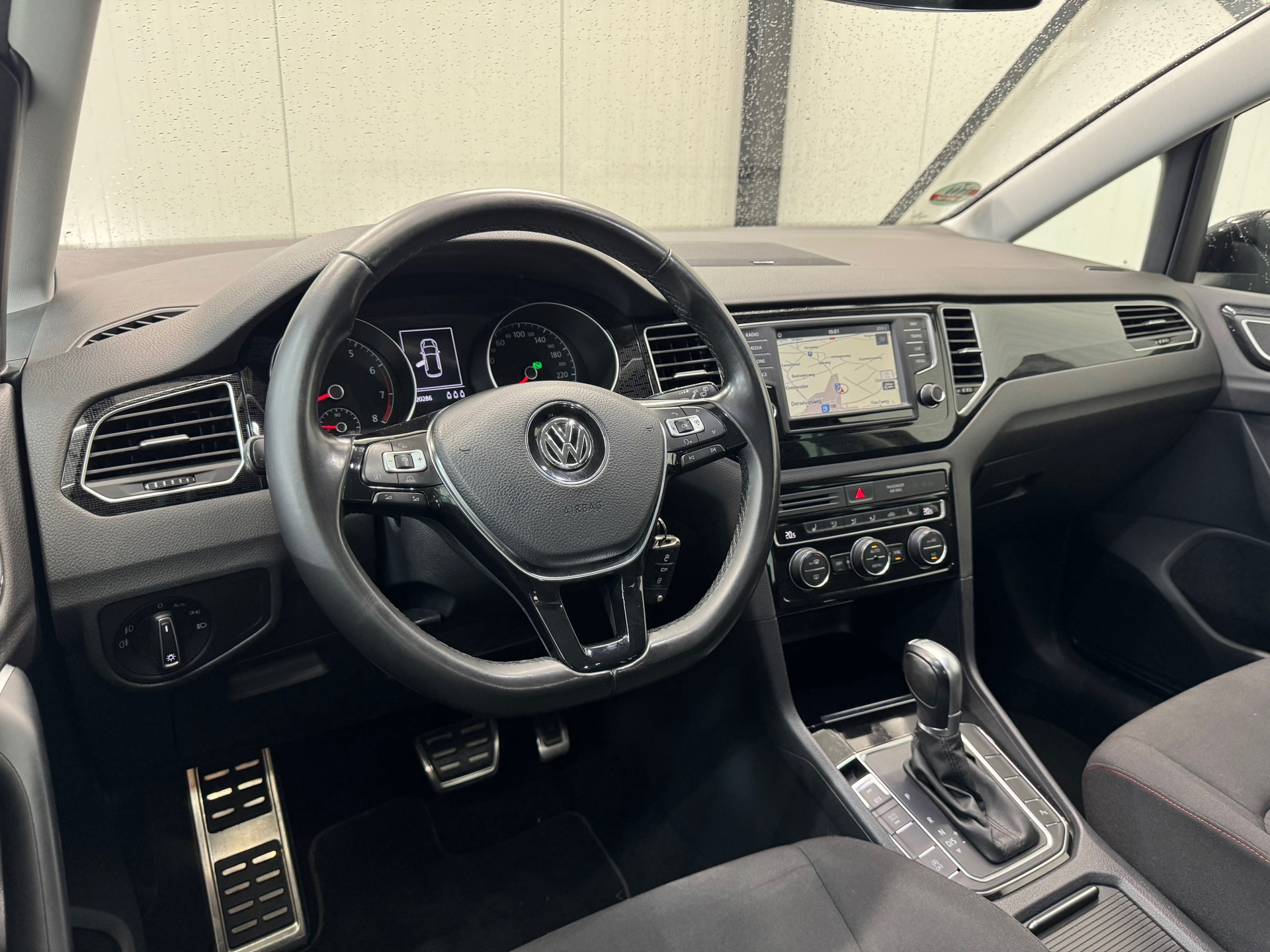 Volkswagen Golf Sportsvan 1.4 TSI Highline (2017), foto 4