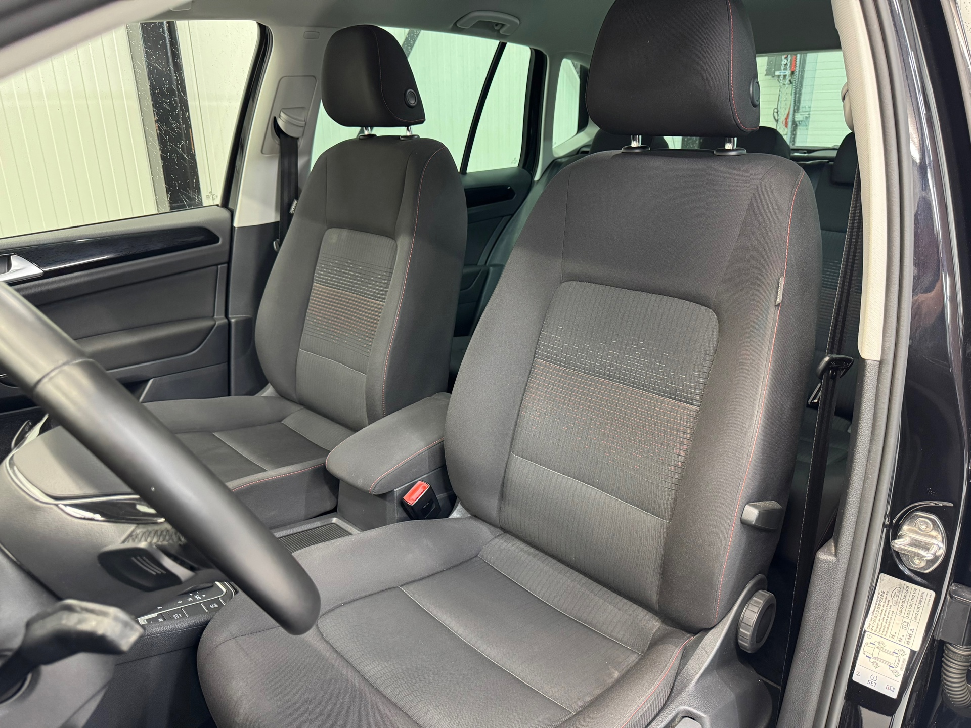Volkswagen Golf Sportsvan 1.4 TSI Highline (2017), foto 32