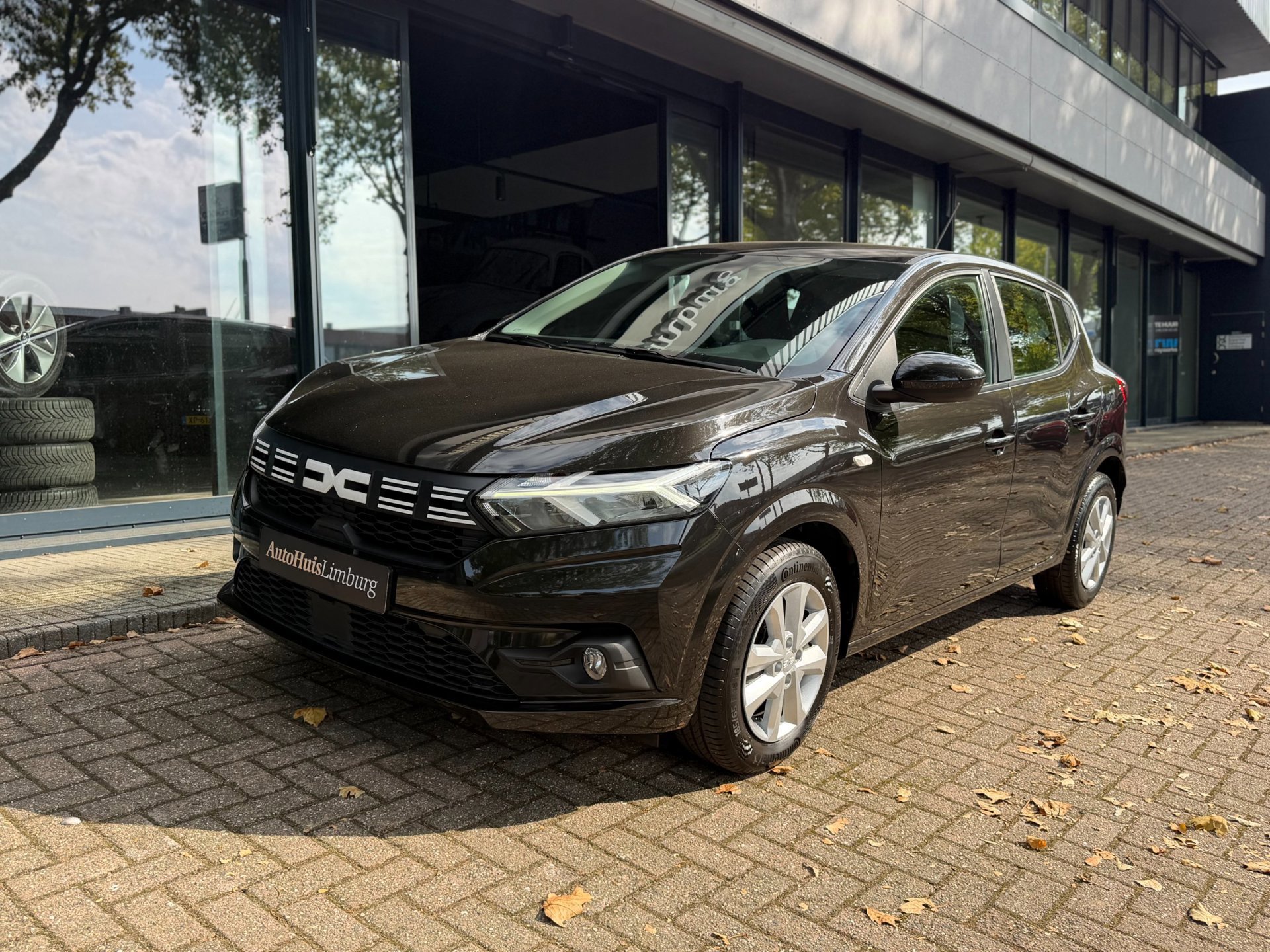 Dacia Sandero 1.0 TCe 90 Essential (2023), foto 19