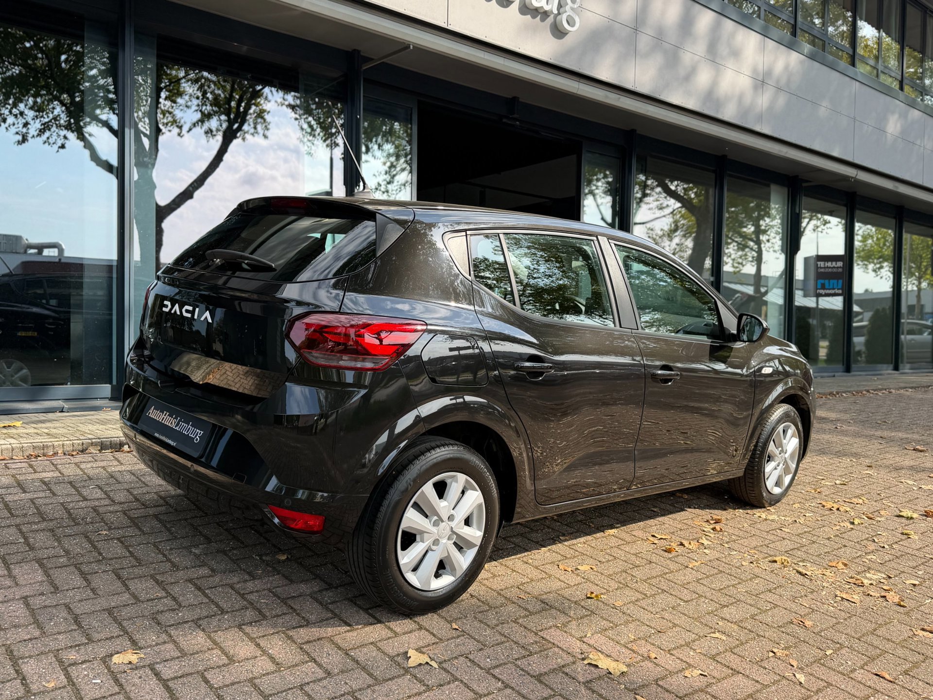 Dacia Sandero 1.0 TCe 90 Essential (2023), foto 5