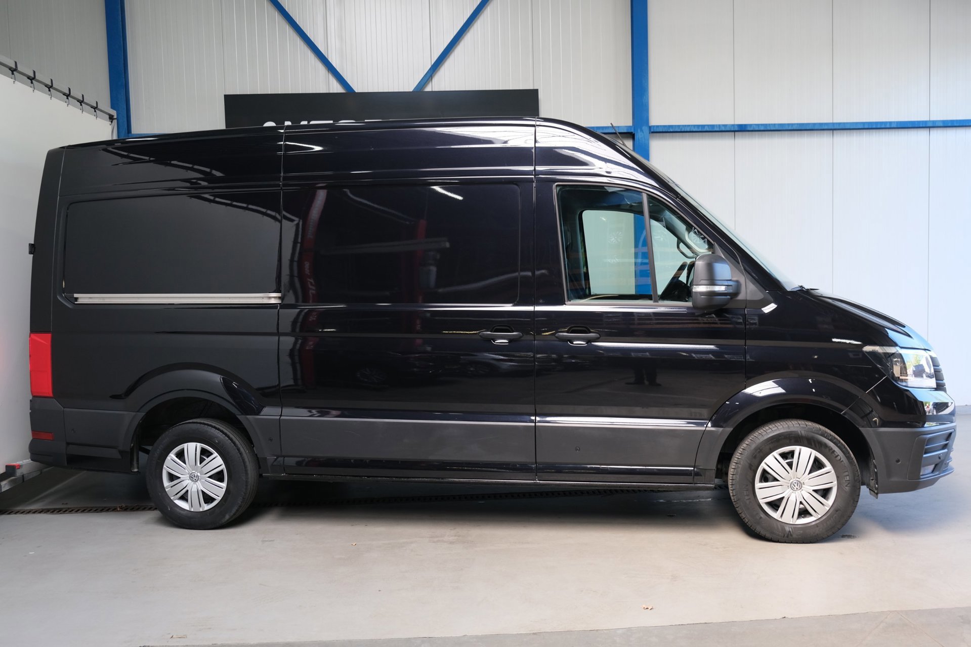 Volkswagen Crafter 35 2.0 TDI L3H3 Highline (2022), foto 2