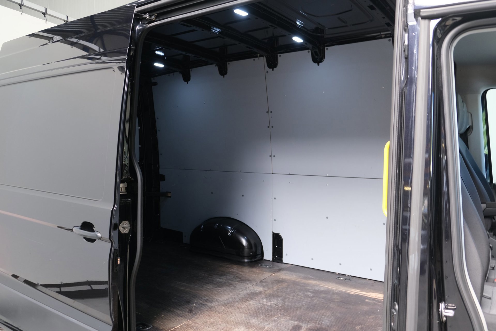Volkswagen Crafter 35 2.0 TDI L3H3 Highline (2022), foto 5
