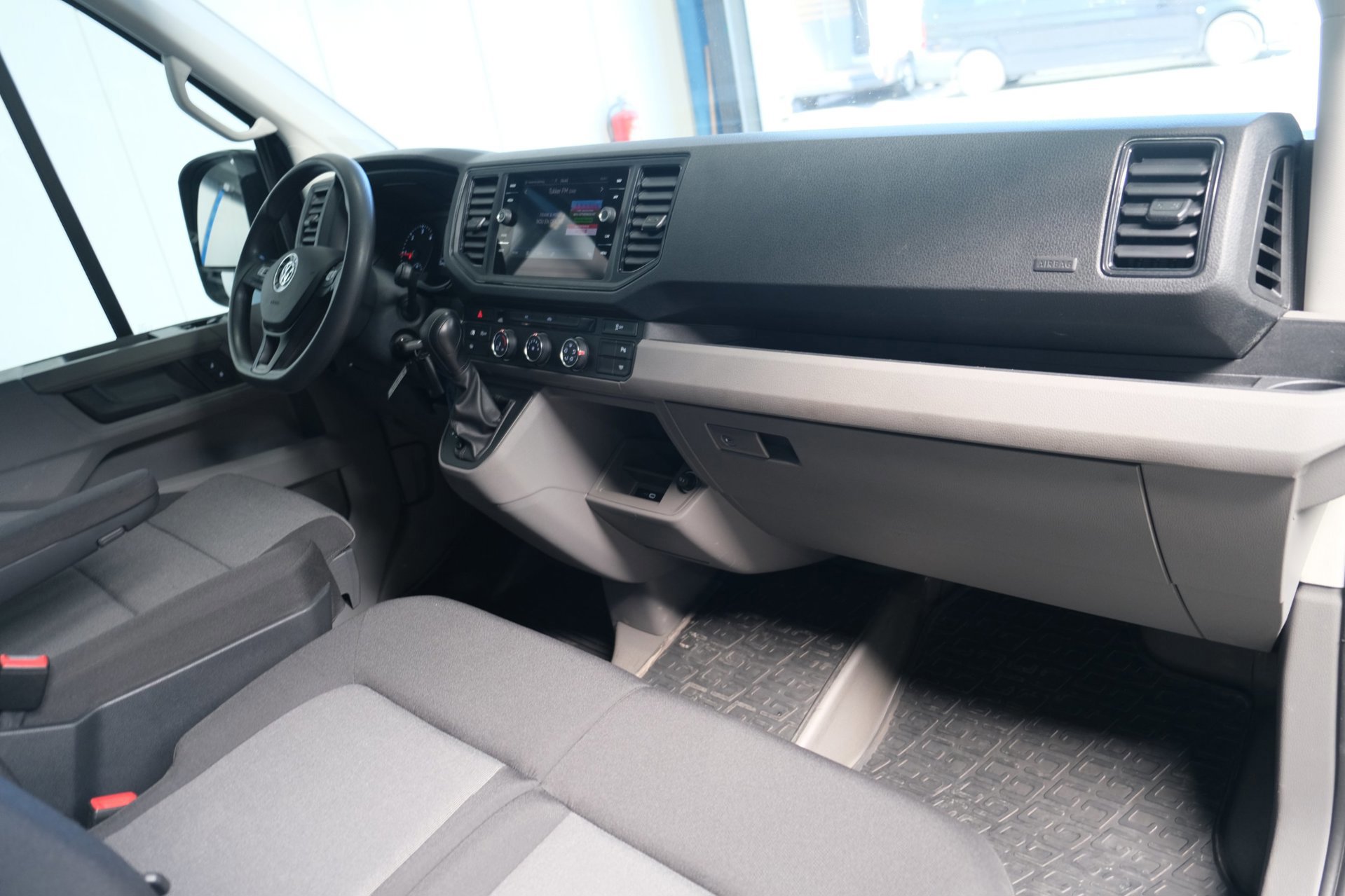 Volkswagen Crafter 35 2.0 TDI L3H3 Highline (2022), foto 8