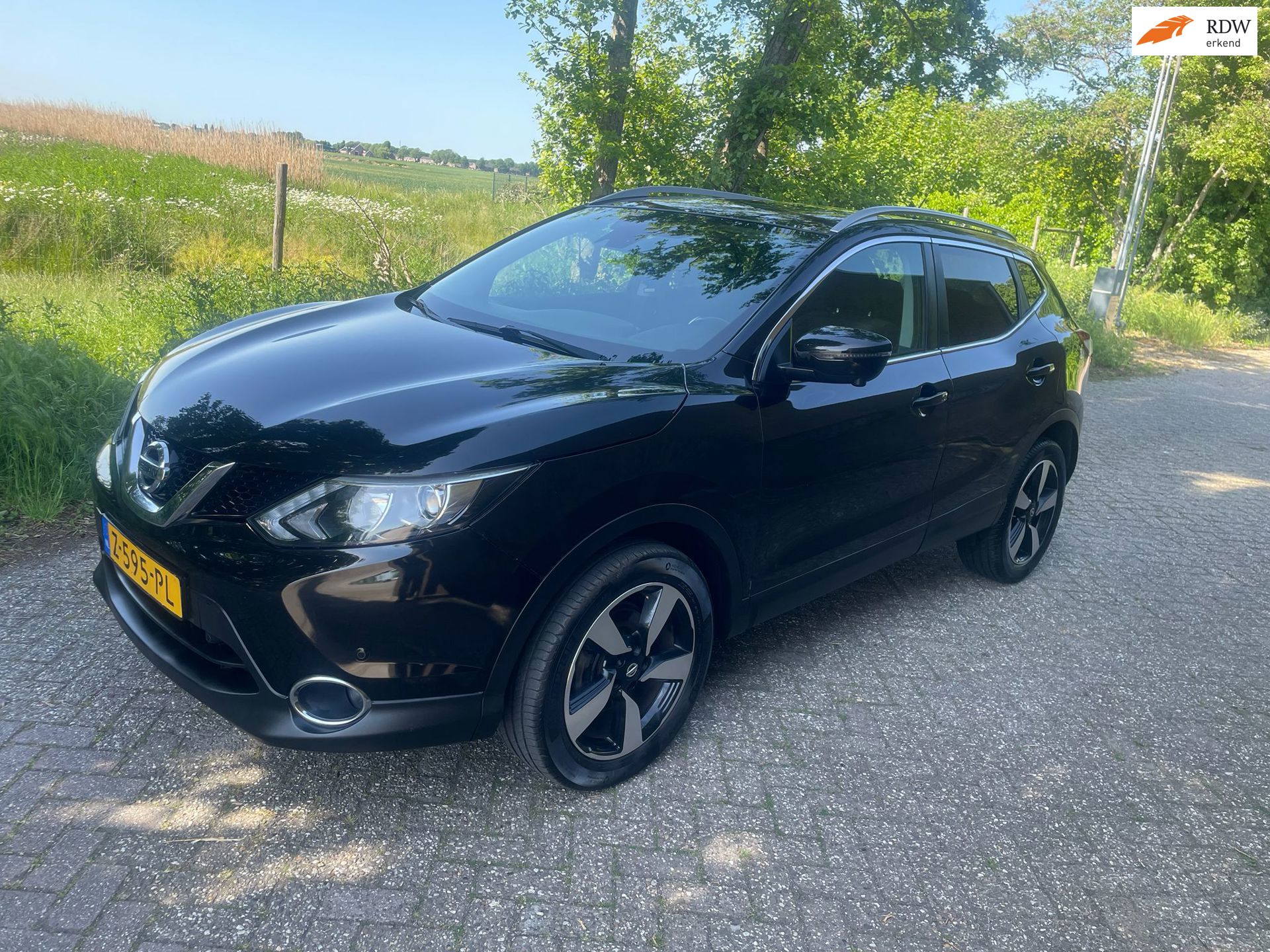 Nissan Qashqai 1.2 N-Vision (2017), foto 1