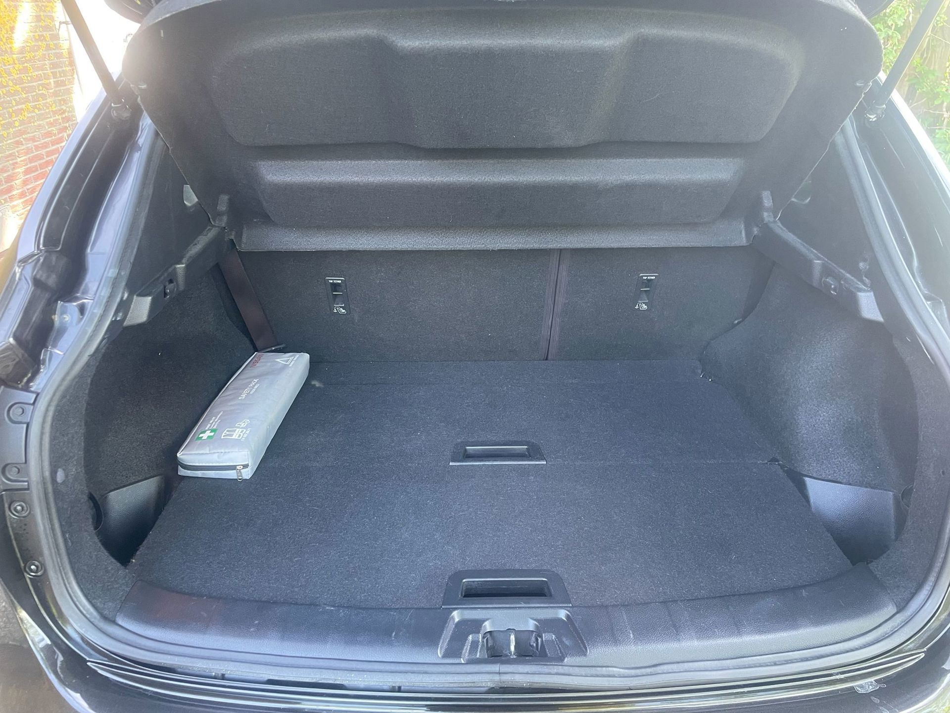 Nissan Qashqai 1.2 N-Vision (2017), foto 18