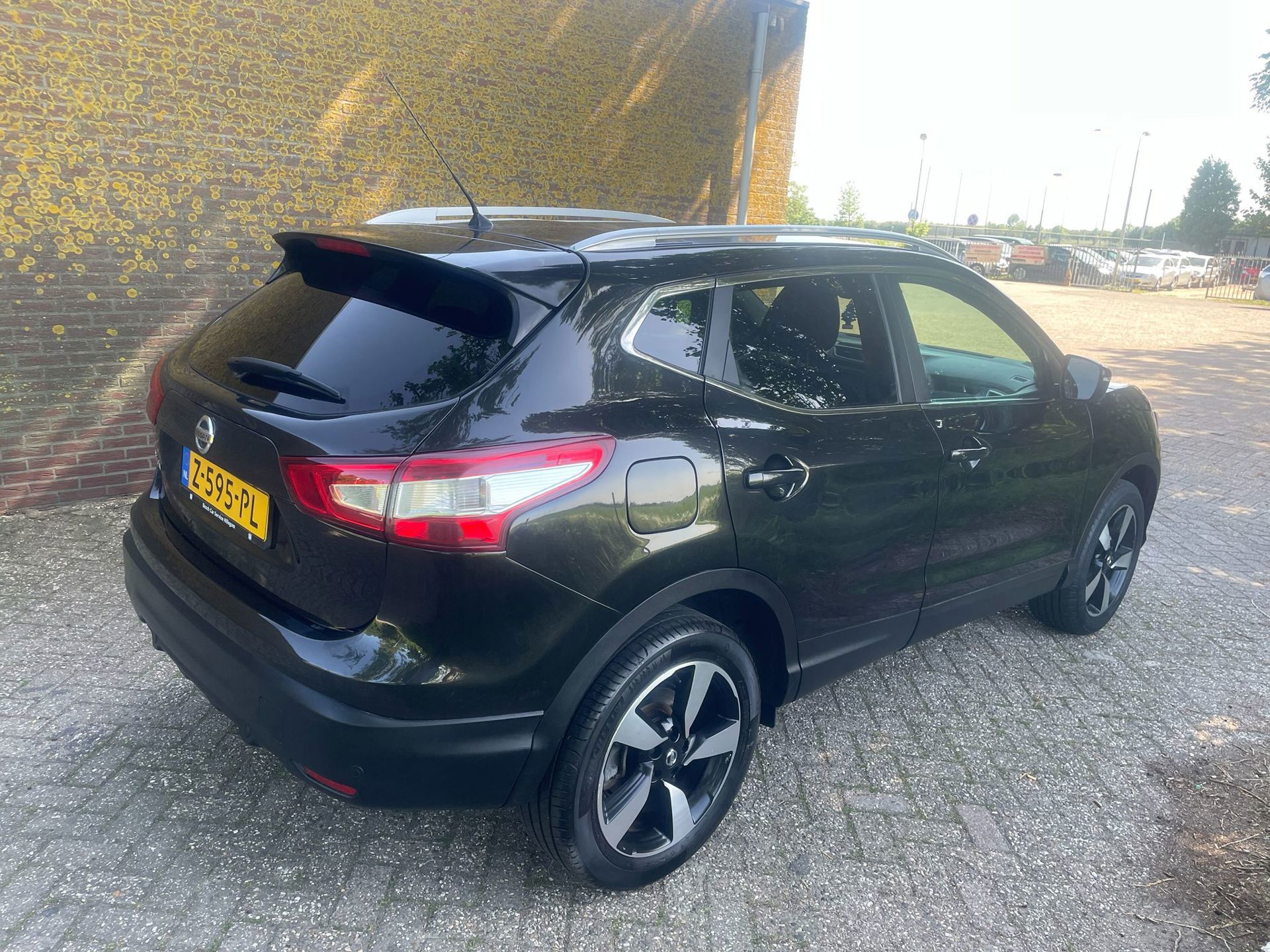 Nissan Qashqai 1.2 N-Vision (2017), foto 4