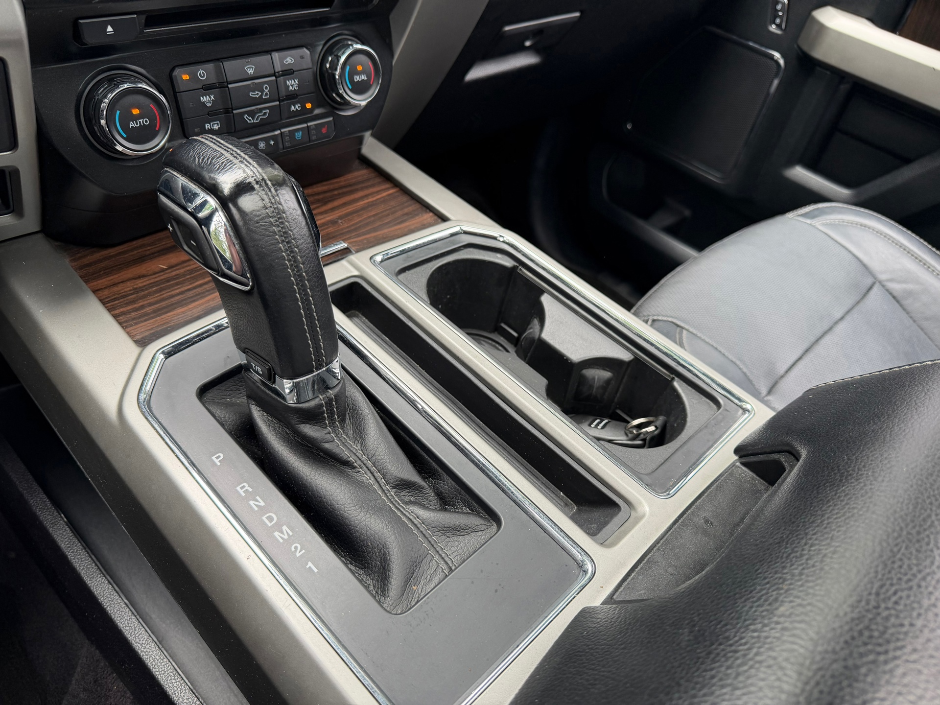 Ford F150 Lariat 3.5 V6 Ecoboost (2016), foto 26