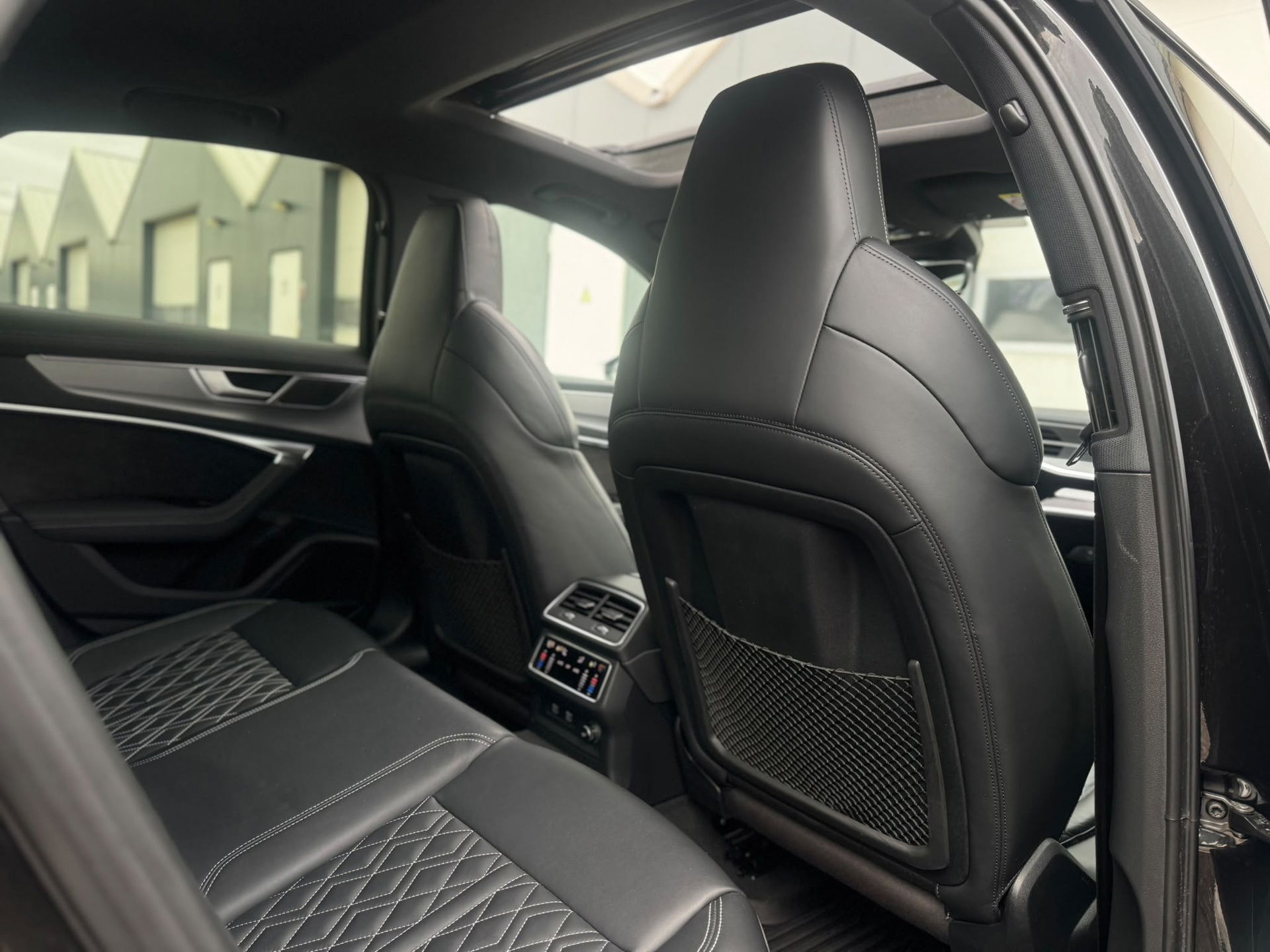 Audi A6 Limousine 55 TFSI e Quattro Competition (2020), foto 17
