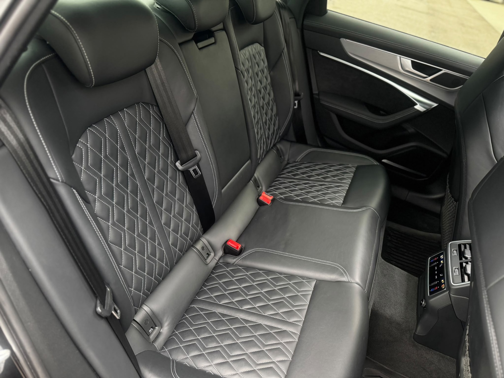 Audi A6 Limousine 55 TFSI e Quattro Competition (2020), foto 35
