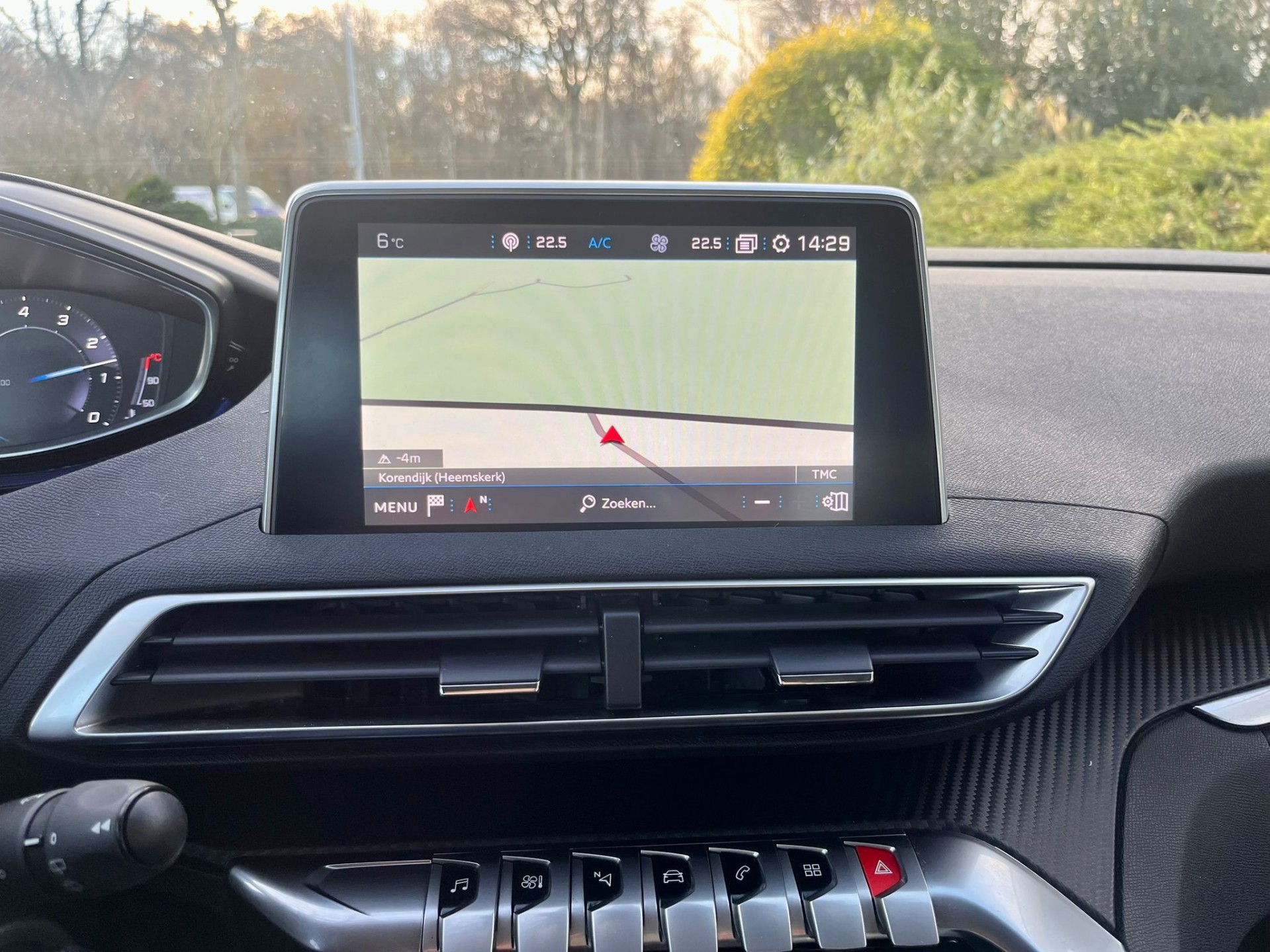 Peugeot 5008 1.2 PureTech Blue Lease Executive 7Pers (2018), foto 23