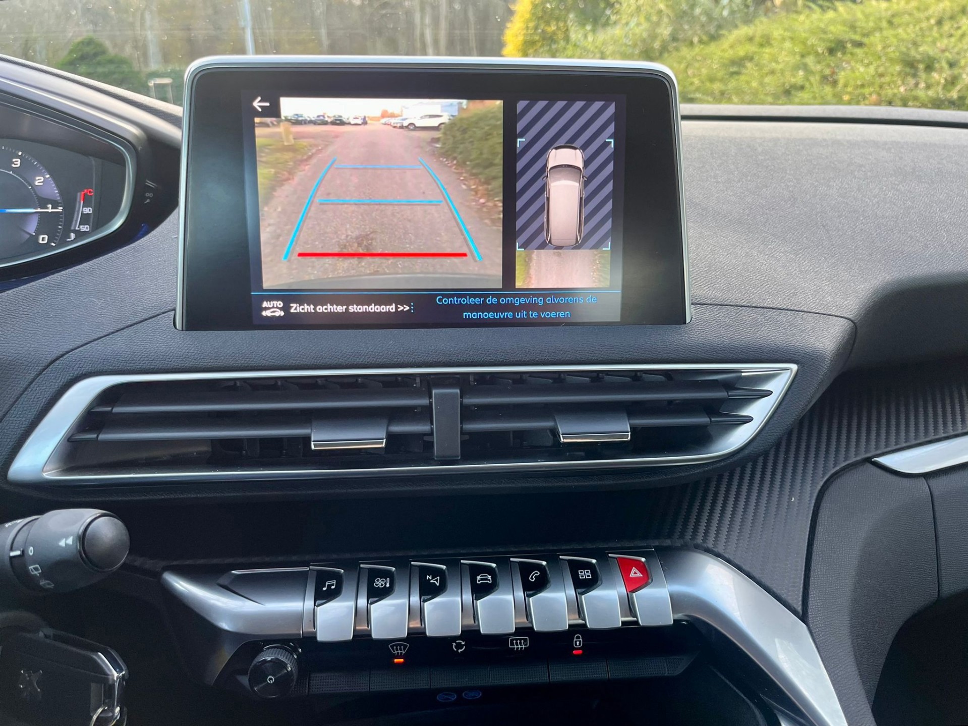 Peugeot 5008 1.2 PureTech Blue Lease Executive 7Pers (2018), foto 25