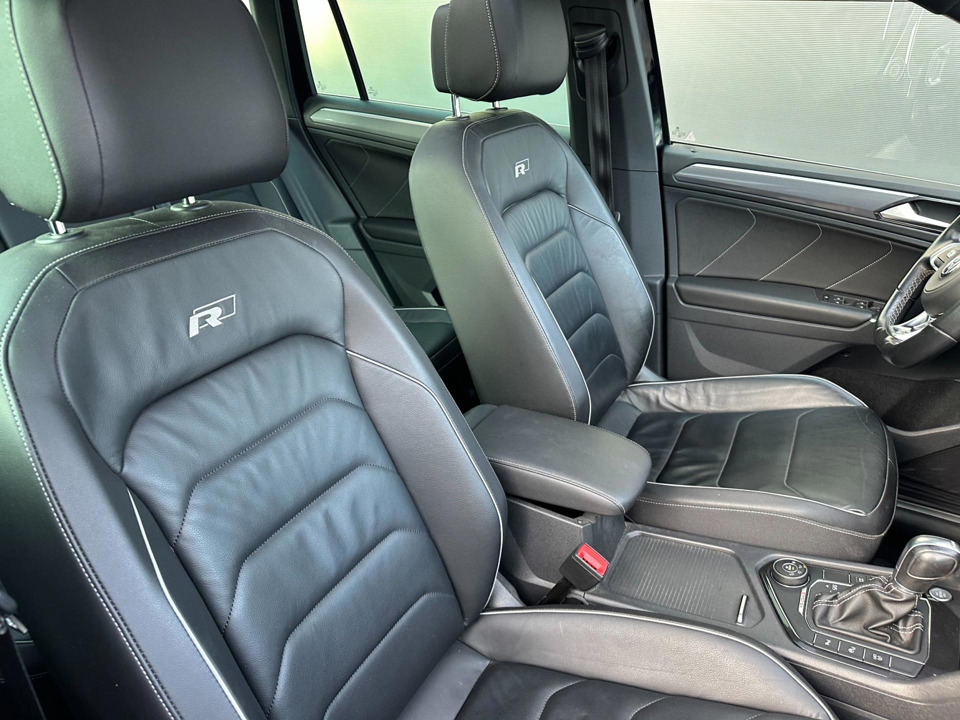 Volkswagen Tiguan 2.0 TSI 4Motion R-Line Panodak (2018), foto 15