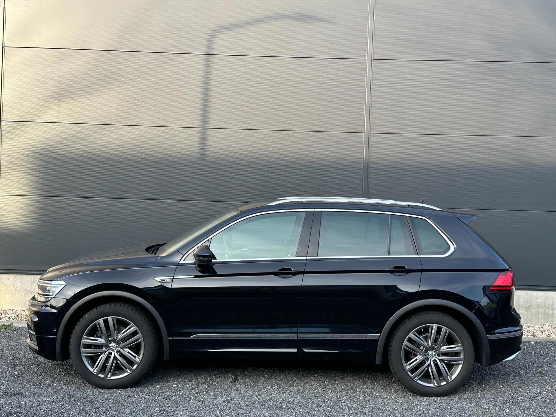 Volkswagen Tiguan 2.0 TSI 4Motion R-Line Panodak (2018), foto 3