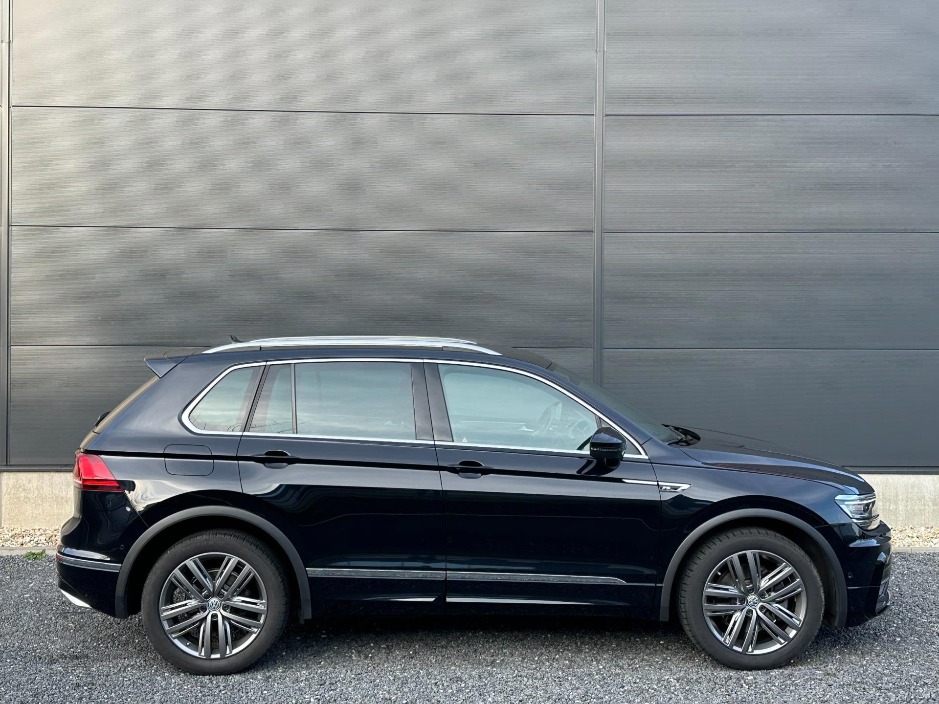 Volkswagen Tiguan 2.0 TSI 4Motion R-Line Panodak (2018), foto 7