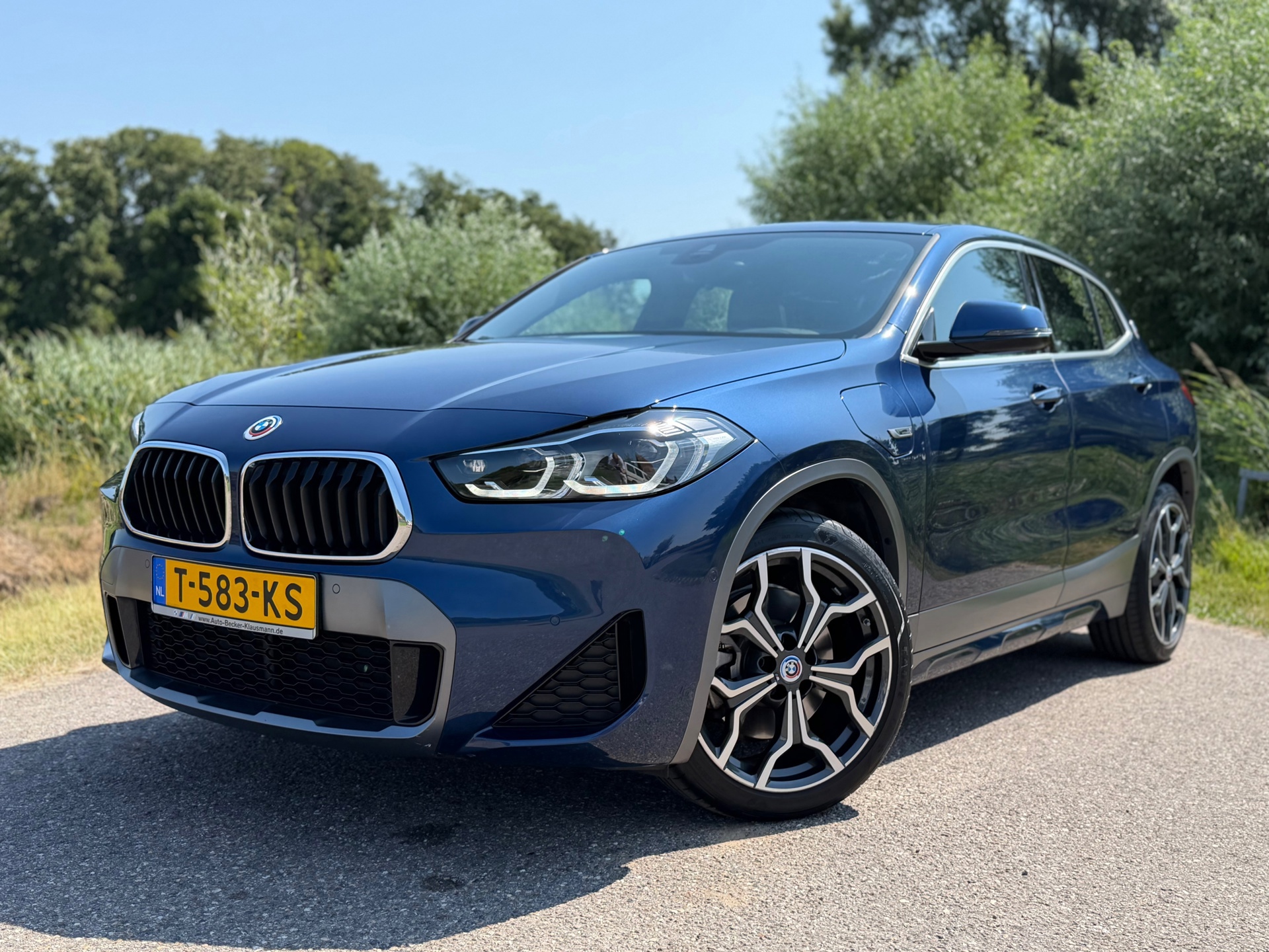 BMW X2 XDrive25e High Executive (2022), foto 1