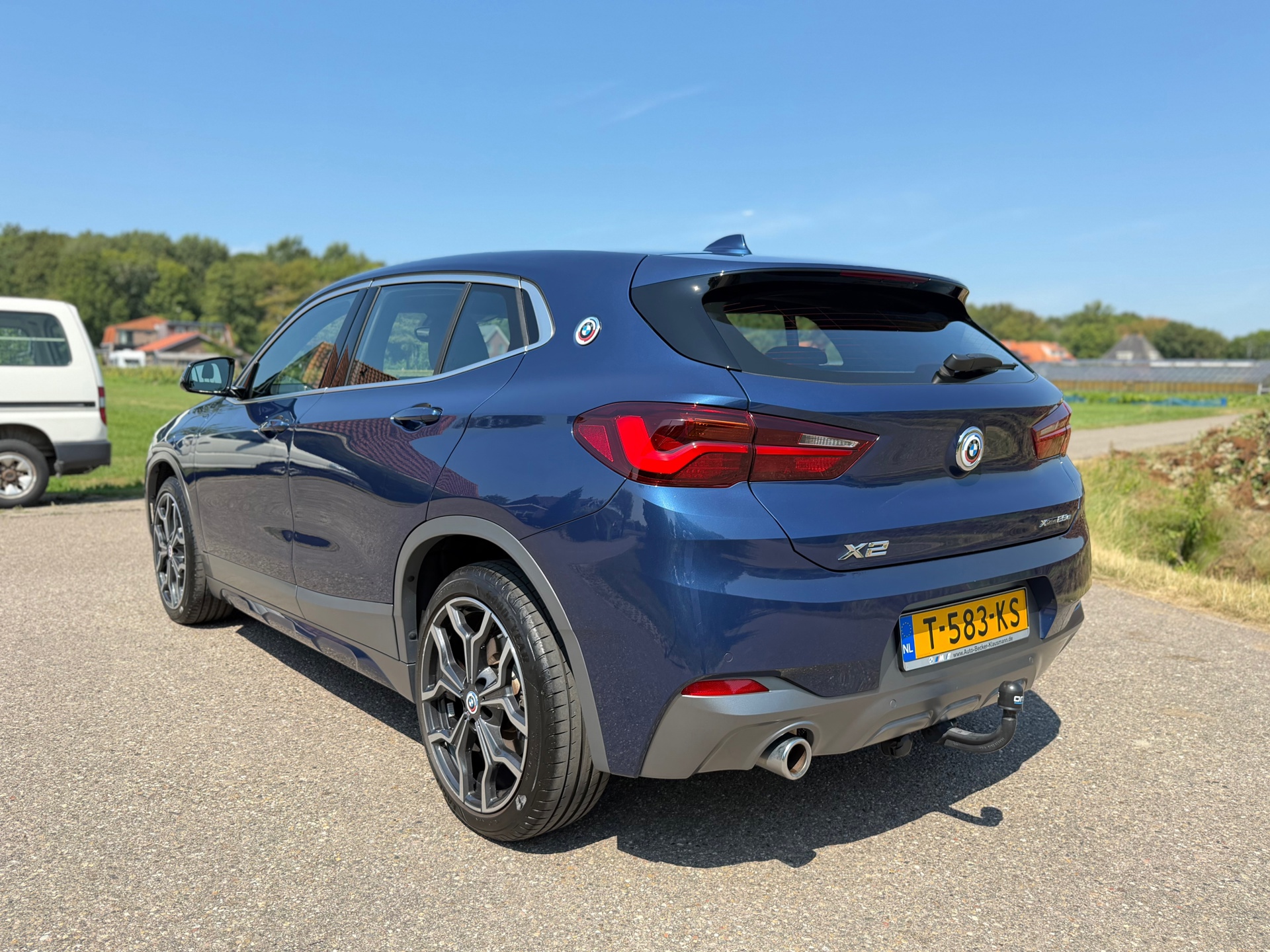 BMW X2 XDrive25e High Executive (2022), foto 3