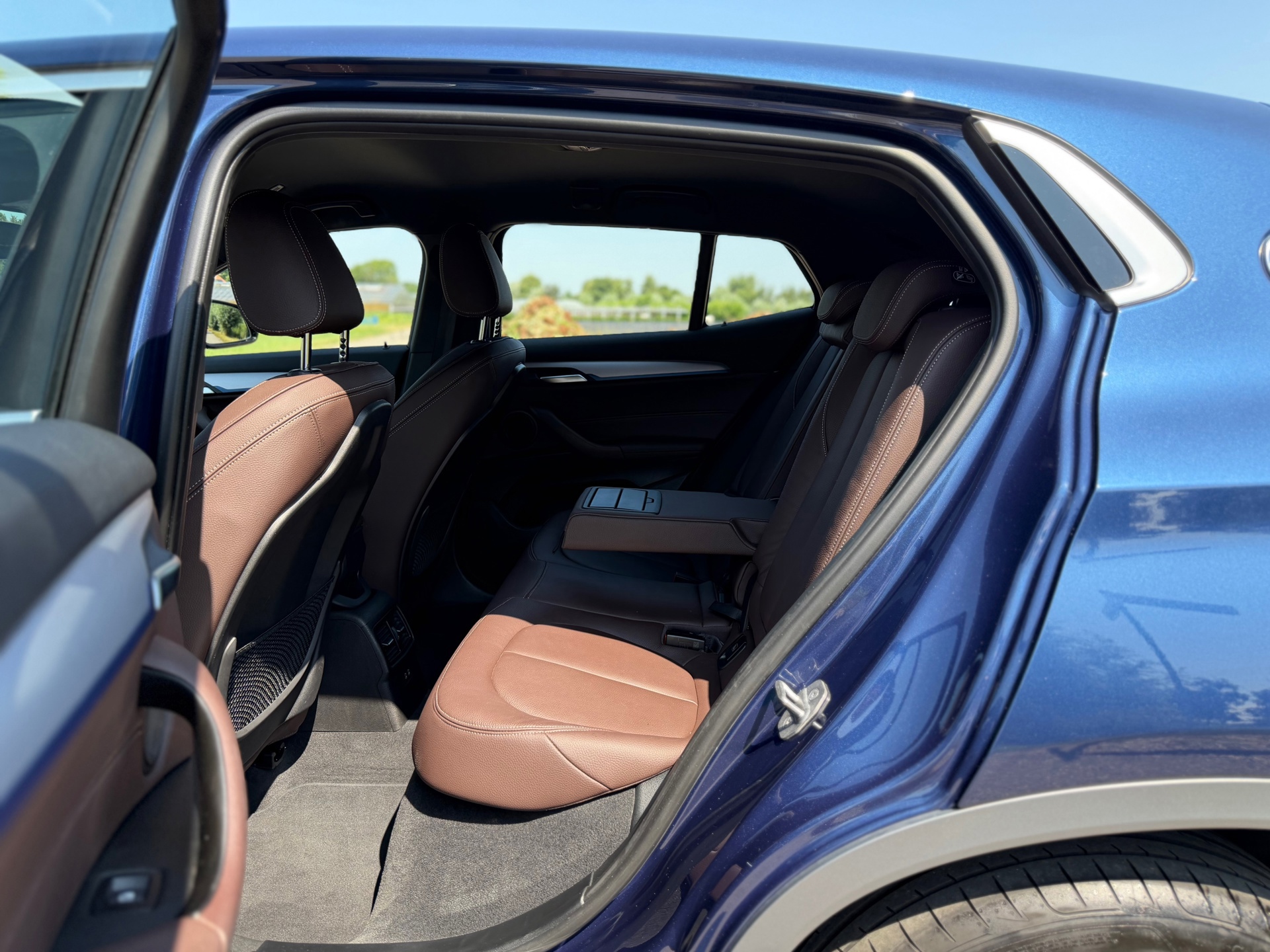 BMW X2 XDrive25e High Executive (2022), foto 8