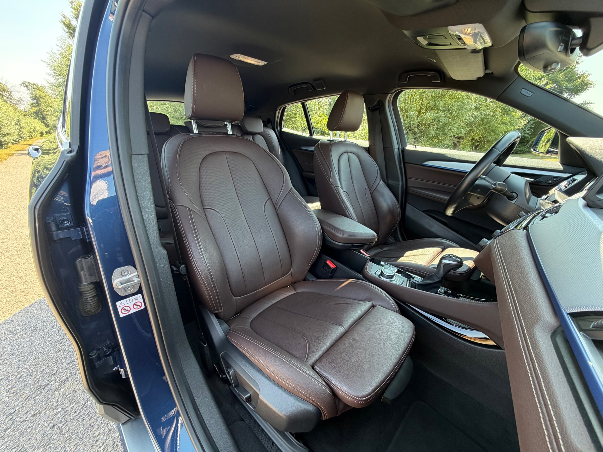 BMW X2 XDrive25e High Executive (2022), foto 10