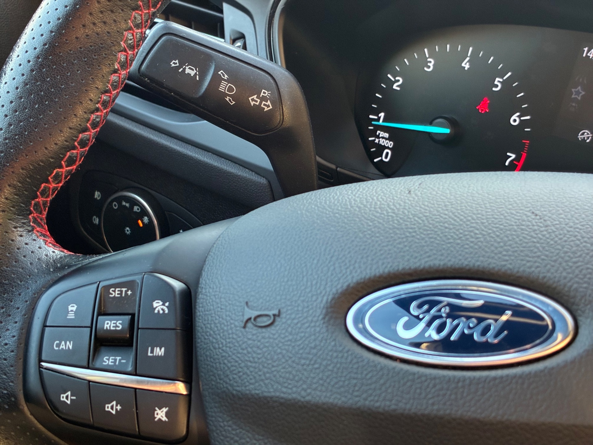 Ford Focus Wagon 1.0 EcoBoost ST Line Business (2018), foto 21