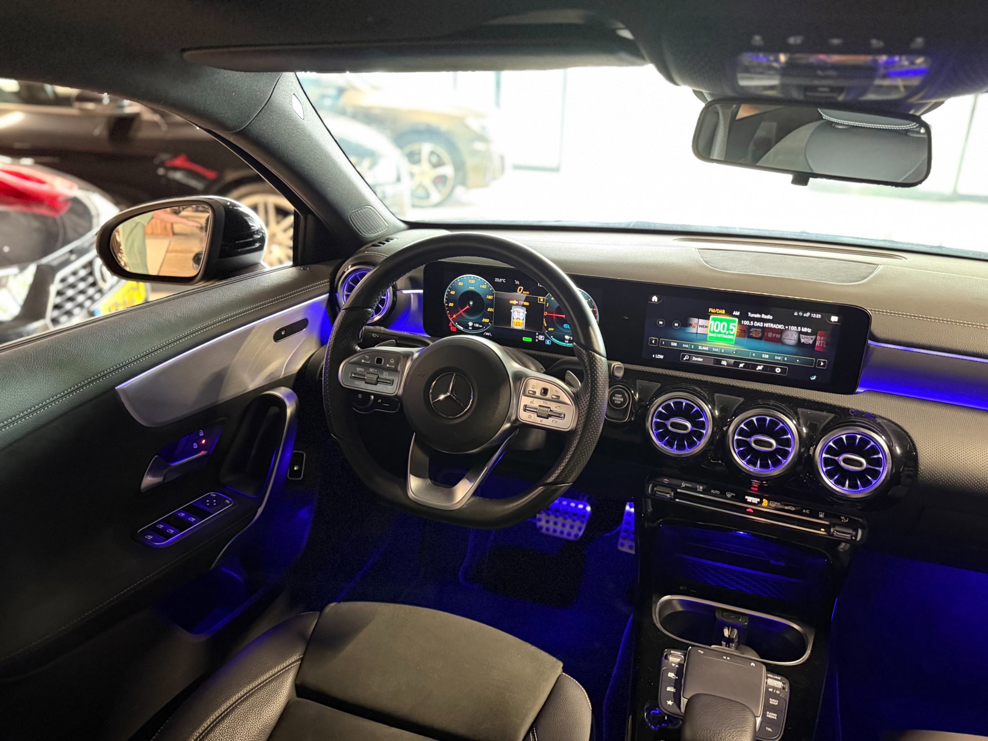 Mercedes-Benz A-klasse 250 e Premium (2020), foto 14