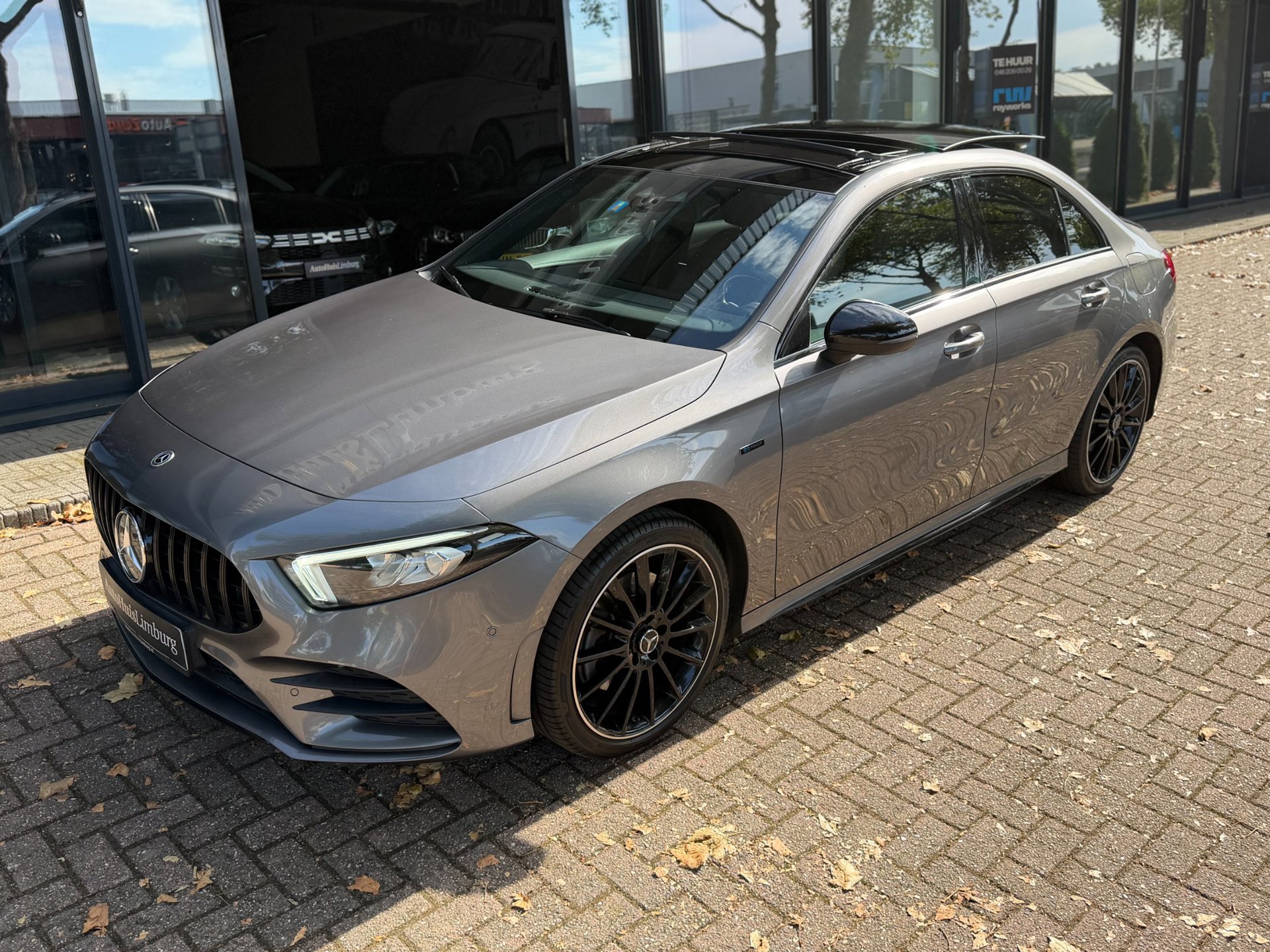 Mercedes-Benz A-klasse 250 e Premium (2020), foto 32