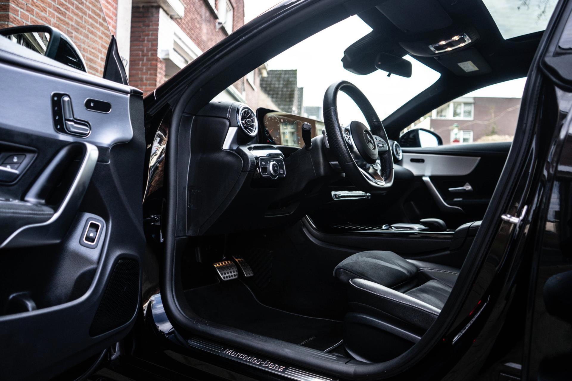 Mercedes-Benz CLA-klasse 250 e AMG Night edition (2021), foto 15