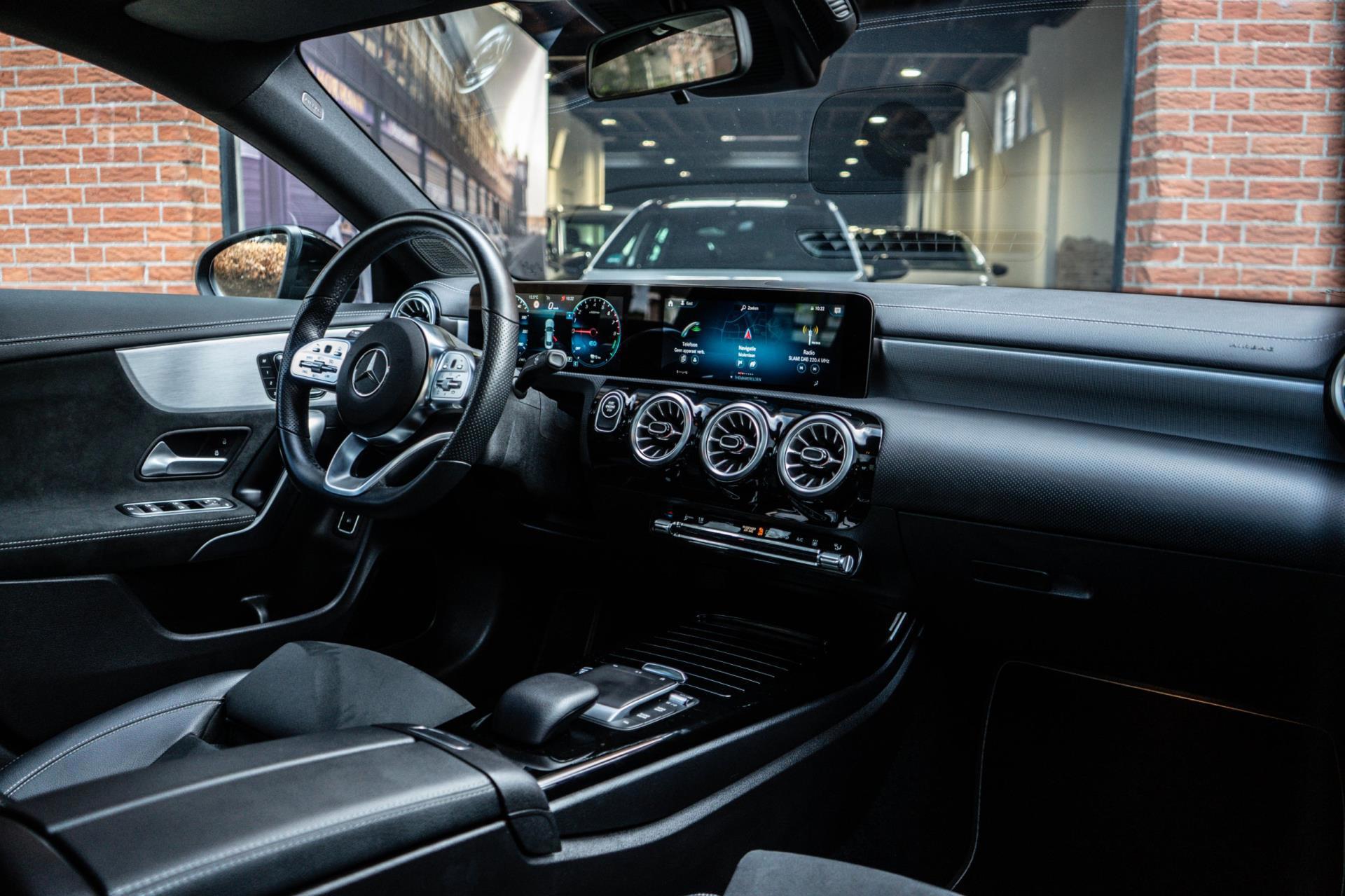 Mercedes-Benz CLA-klasse 250 e AMG Night edition (2021), foto 5