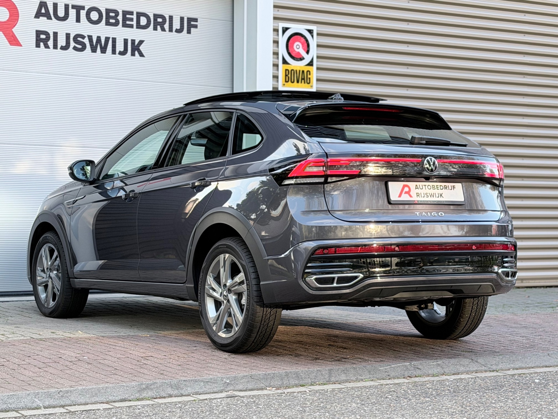Volkswagen Taigo 1.5 TSI R-Line (2023), foto 7