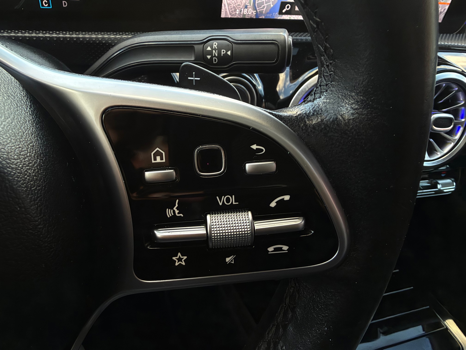 Mercedes-Benz CLA-klasse 180 Premium (2019), foto 17