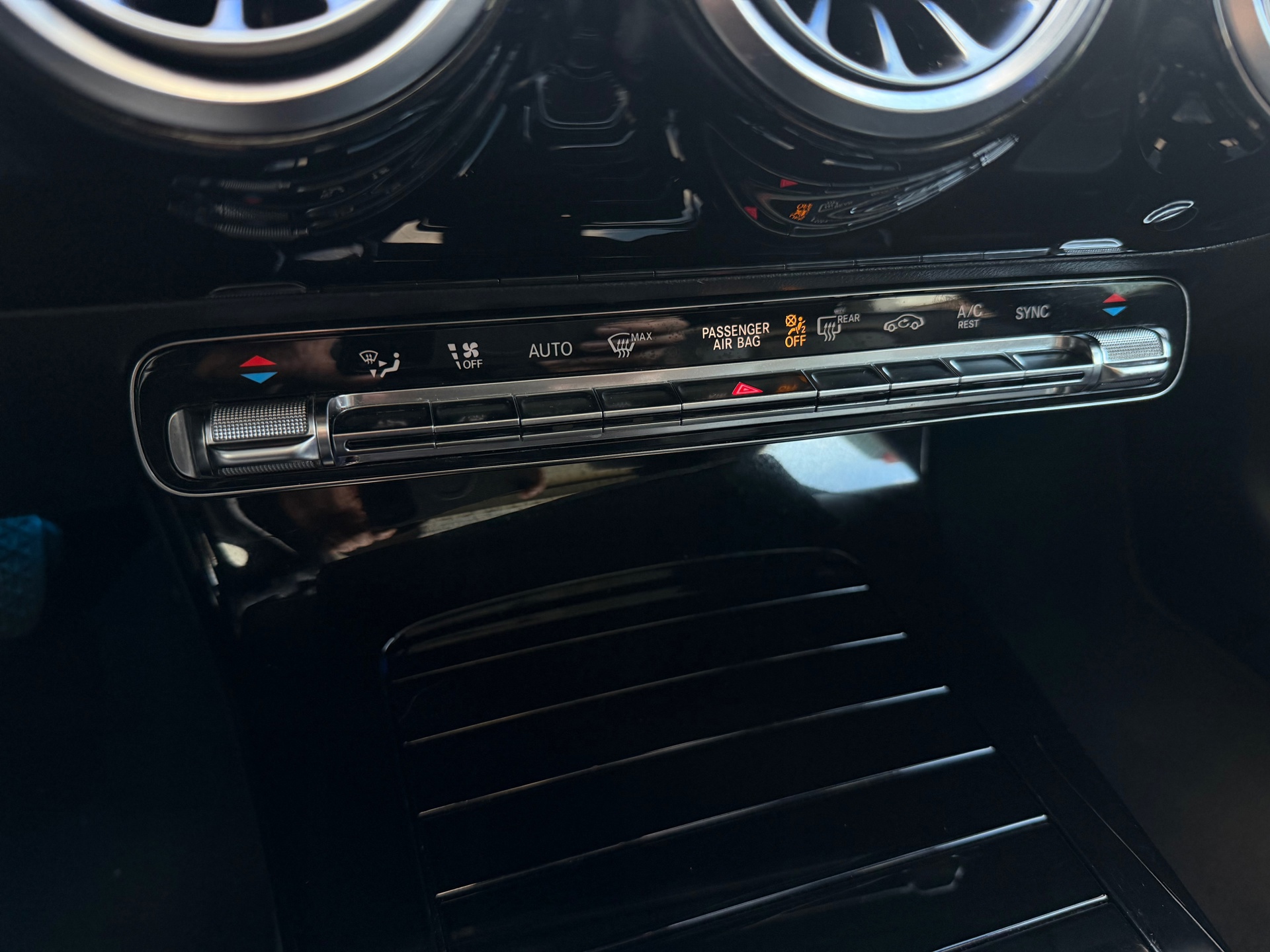 Mercedes-Benz CLA-klasse 180 Premium (2019), foto 21
