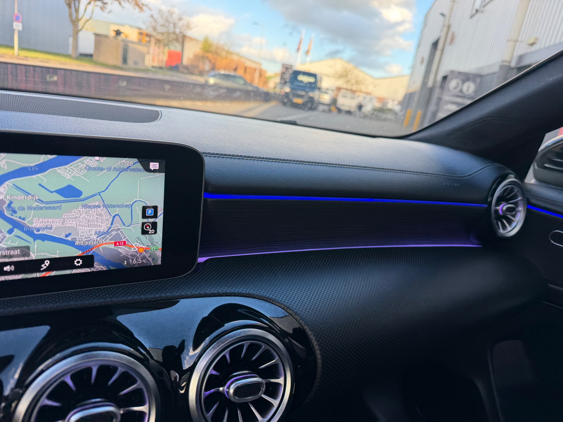 Mercedes-Benz CLA-klasse 180 Premium (2019), foto 22