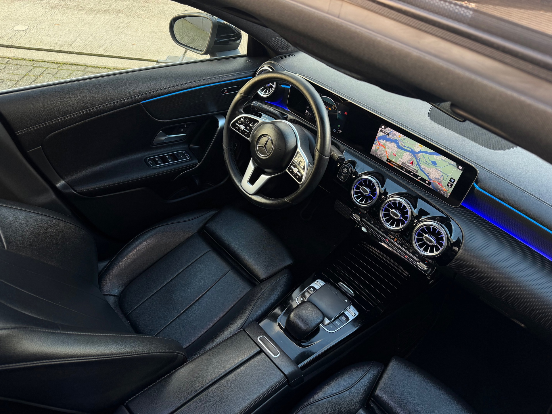 Mercedes-Benz CLA-klasse 180 Premium (2019), foto 10