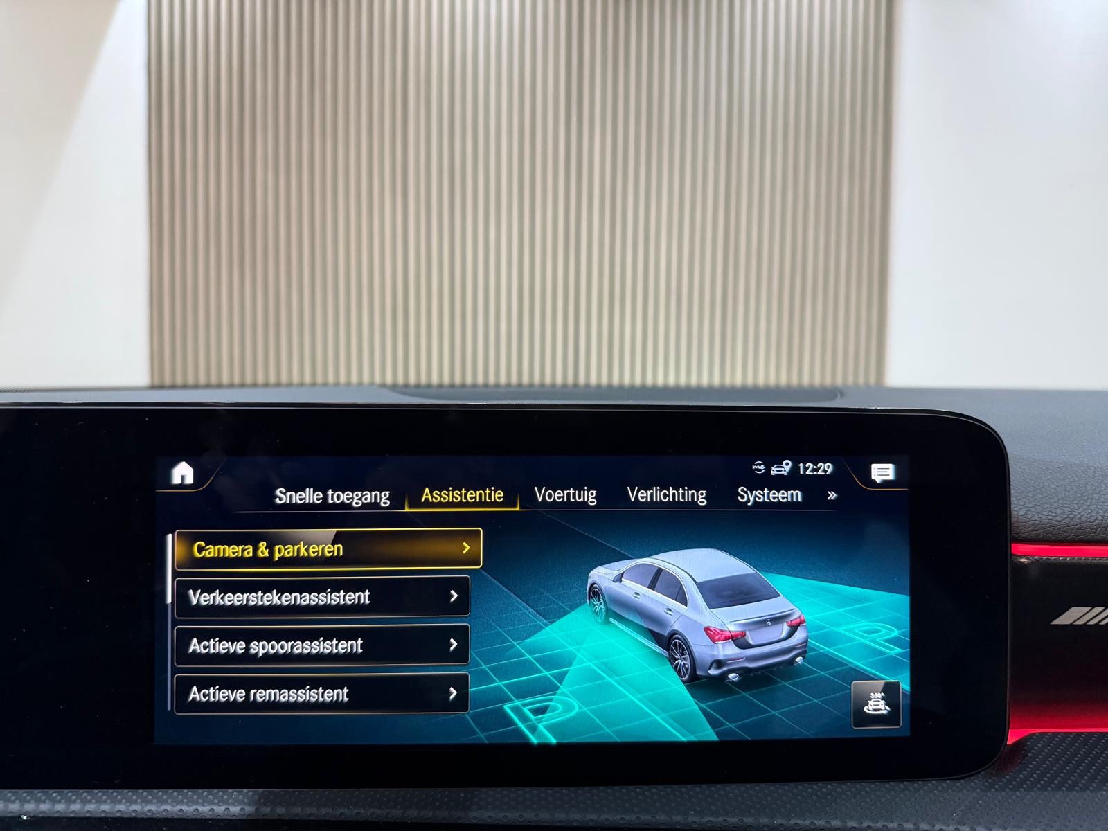 Mercedes-Benz A-klasse AMG 35 4MATIC (2020), foto 23