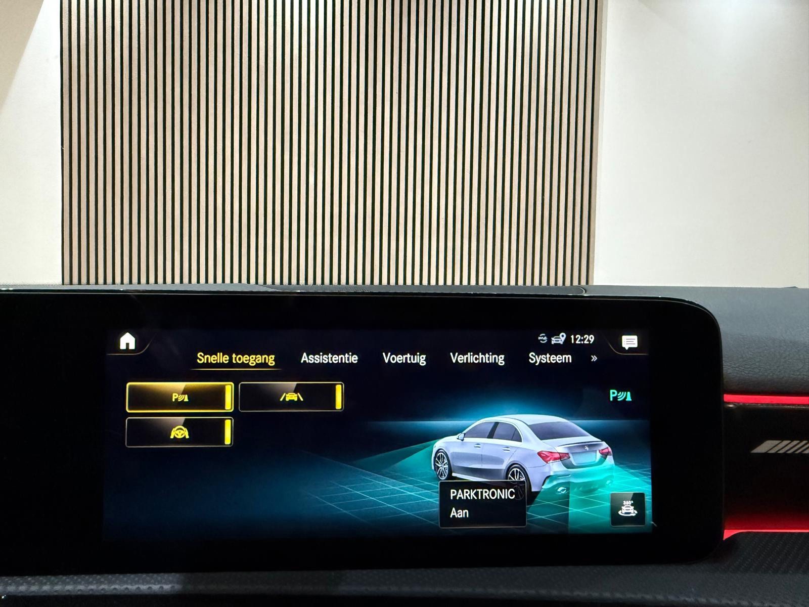 Mercedes-Benz A-klasse AMG 35 4MATIC (2020), foto 28