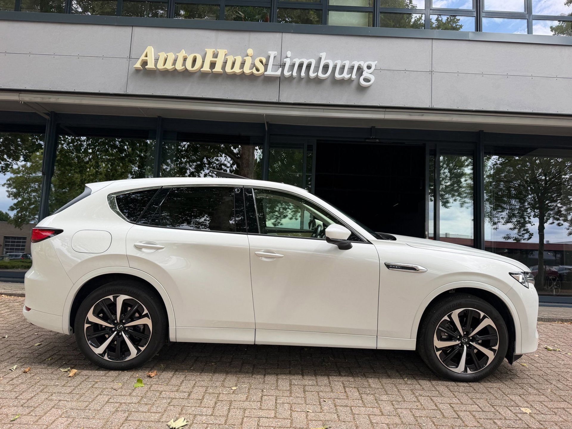 Mazda CX-60 2.5 e-SkyActiv PHEV Takumi (2023), foto 2