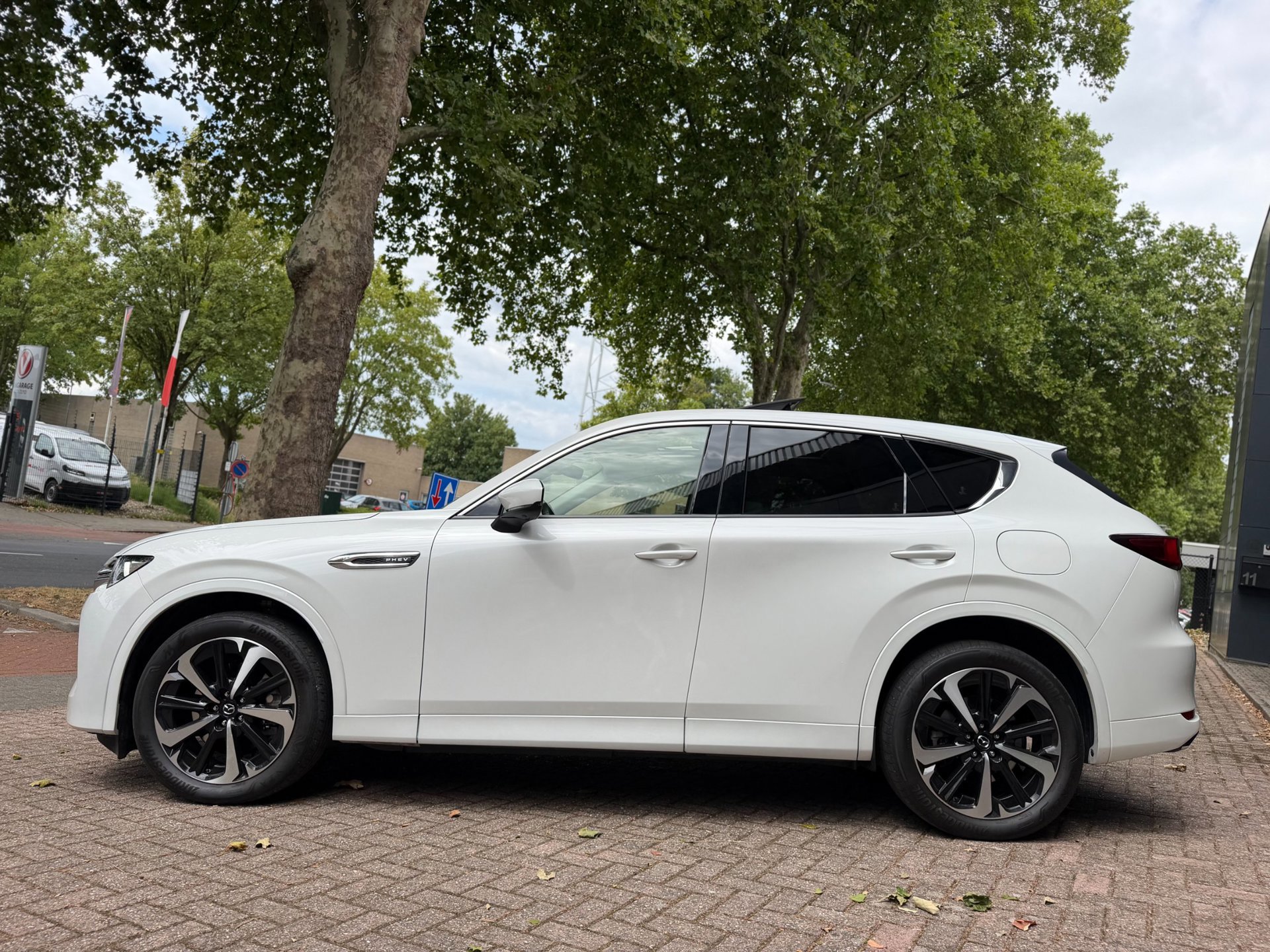 Mazda CX-60 2.5 e-SkyActiv PHEV Takumi (2023), foto 28