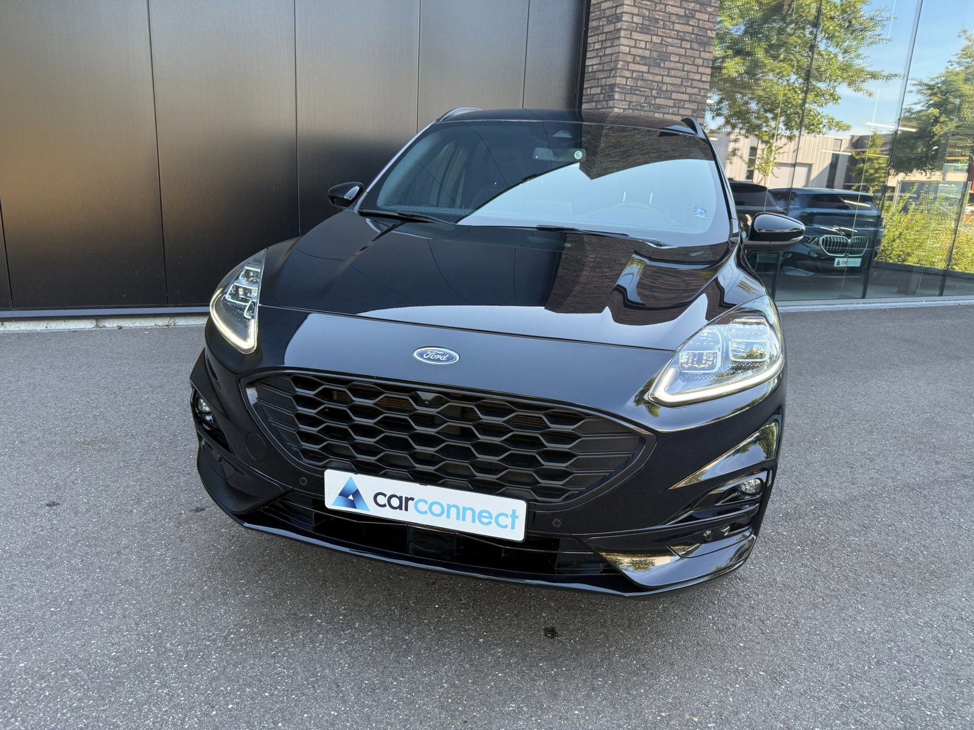 Ford Kuga 2.5 225pk PHEV ST-Line X (2023), foto 2