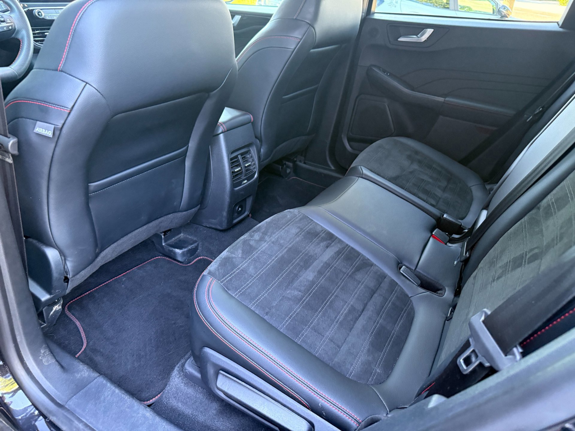 Ford Kuga 2.5 225pk PHEV ST-Line X (2023), foto 27