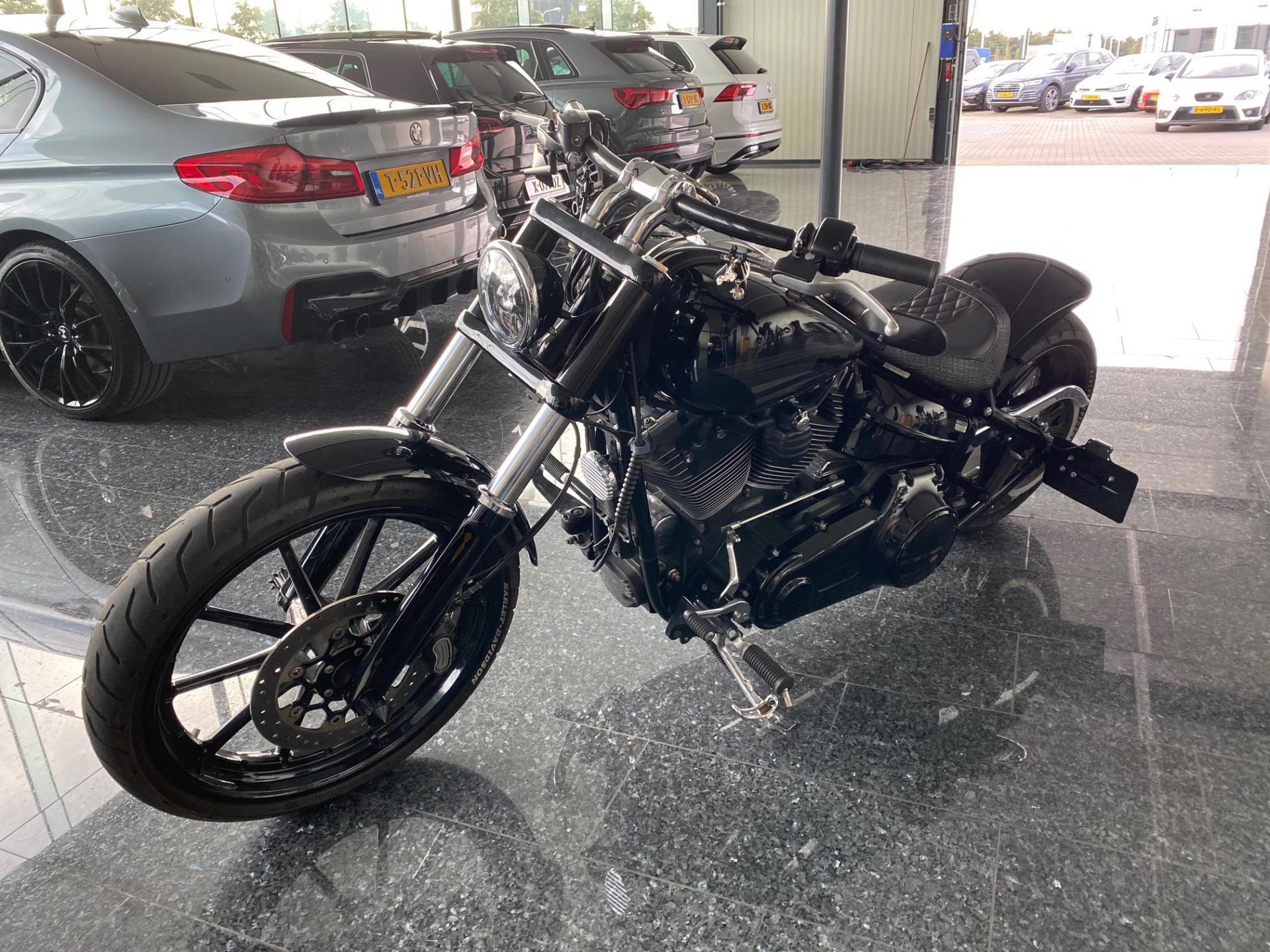 Harley Davidson Chopper 103 FXSB Softail Breakout Custom Thunderbike 2016 (2016), foto 7