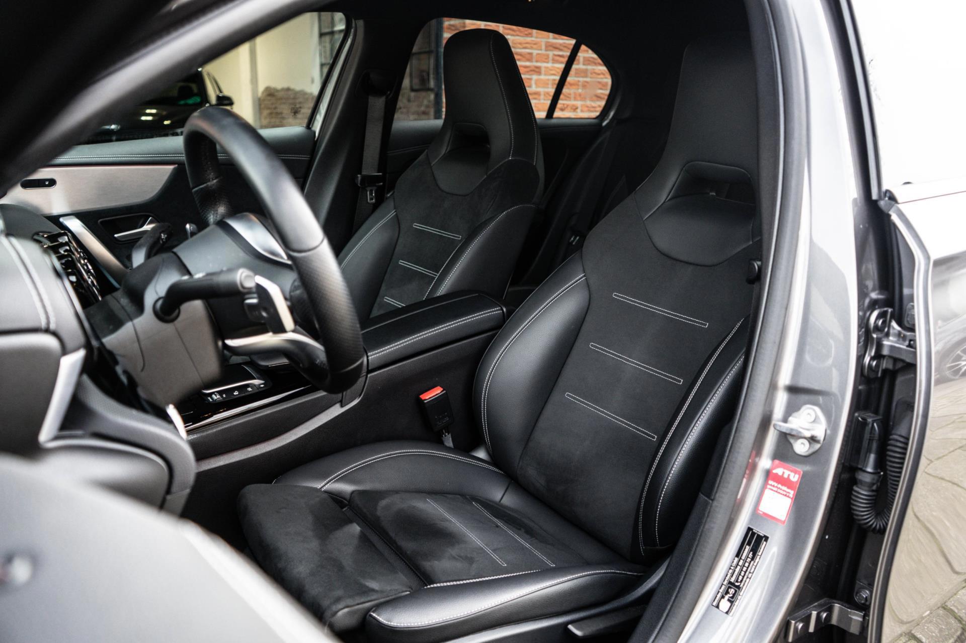 Mercedes-Benz A-klasse 250 e AMG Night edition AMBILED (2021), foto 12