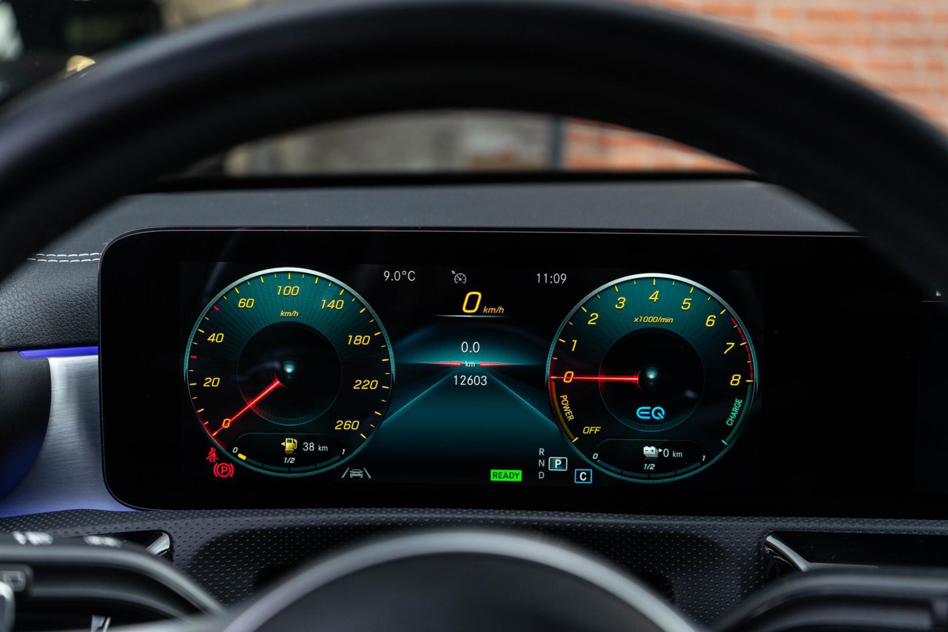 Mercedes-Benz A-klasse 250 e AMG Night edition AMBILED (2021), foto 18