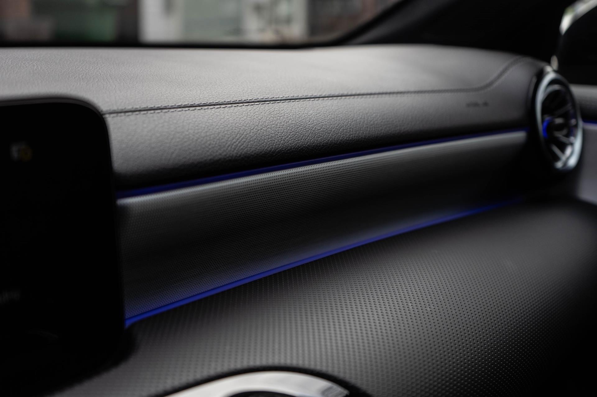Mercedes-Benz A-klasse 250 e AMG Night edition AMBILED (2021), foto 26