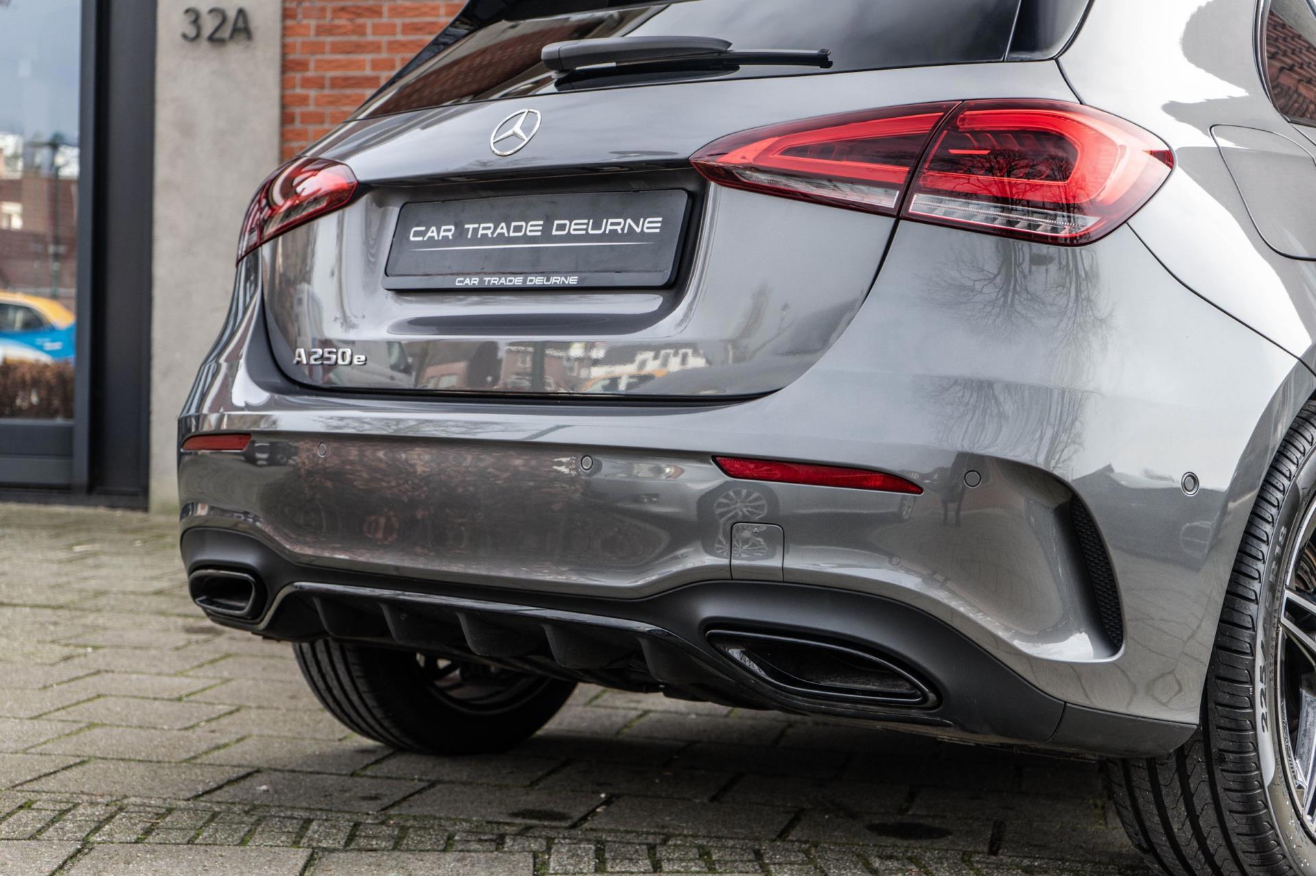 Mercedes-Benz A-klasse 250 e AMG Night edition AMBILED (2021), foto 8