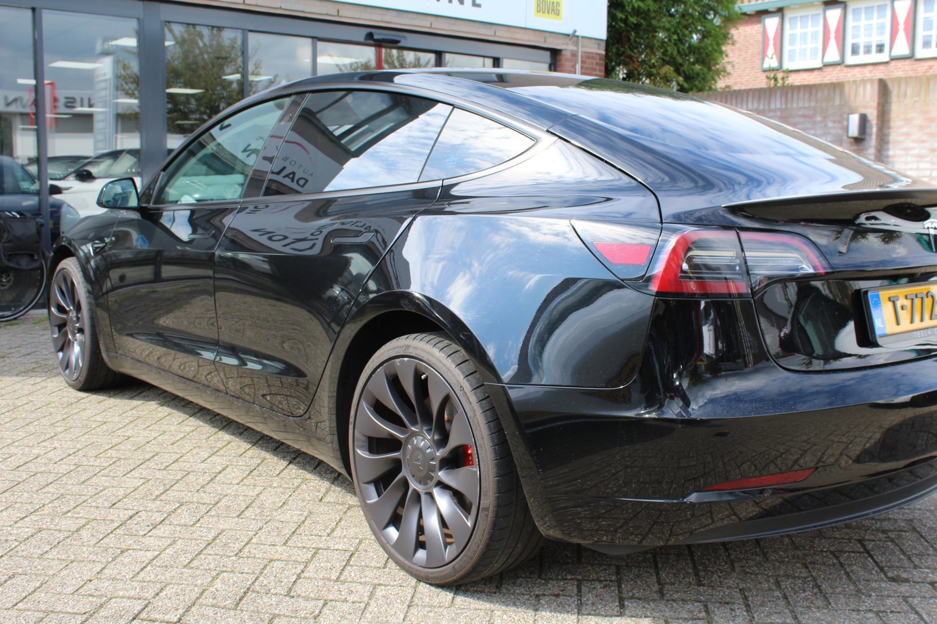 Tesla Model 3 Performance AWD 75 kWh SOH 92% 1 (2023), foto 4
