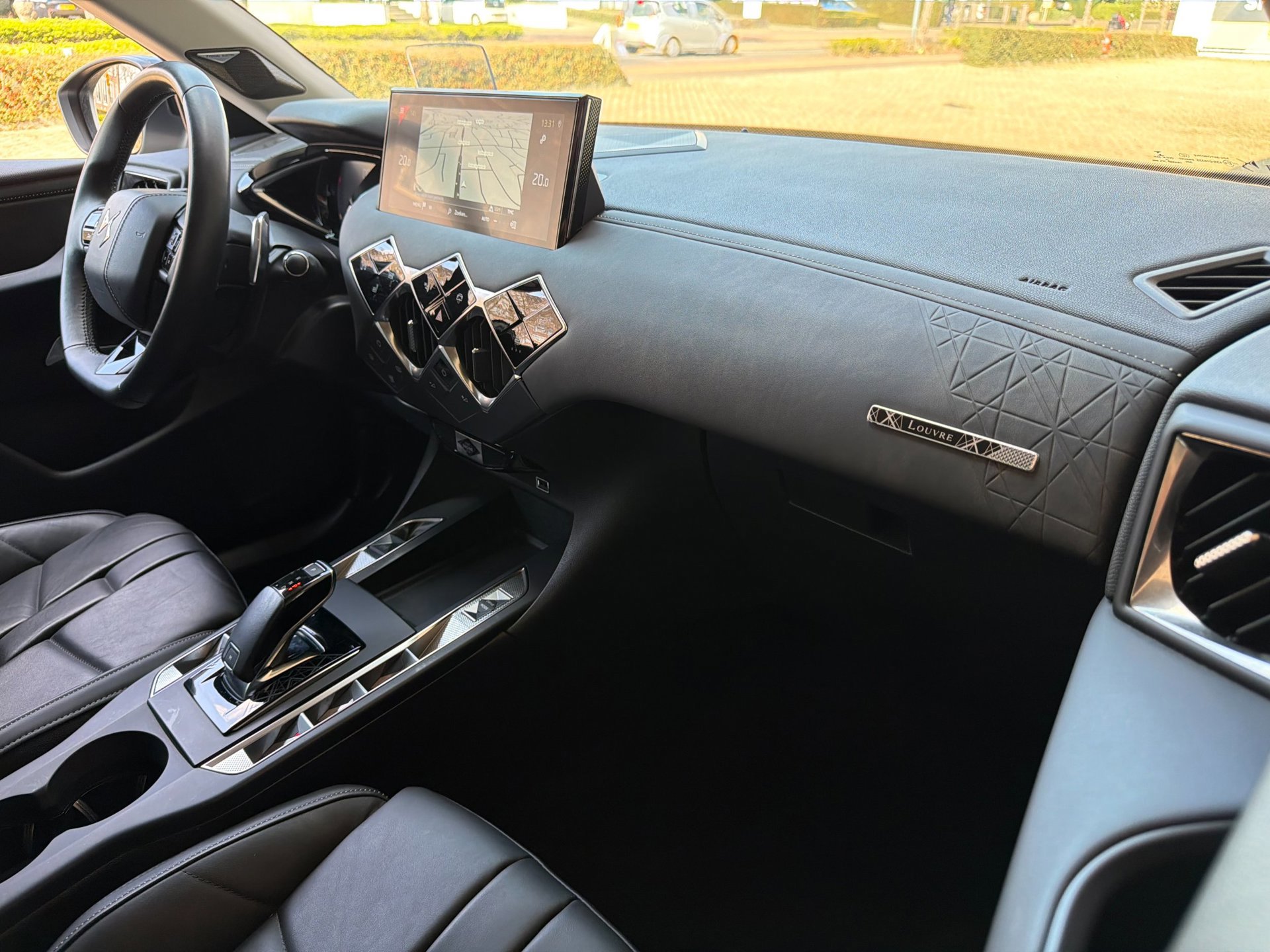 DS 3 Crossback 1.2 PureTech Louvre (2022), foto 7