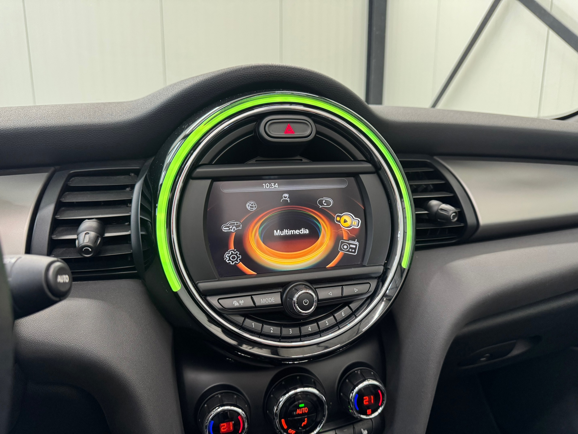 Mini Cabrio 2.0 Cooper S Chili Serious Business (2016), foto 21