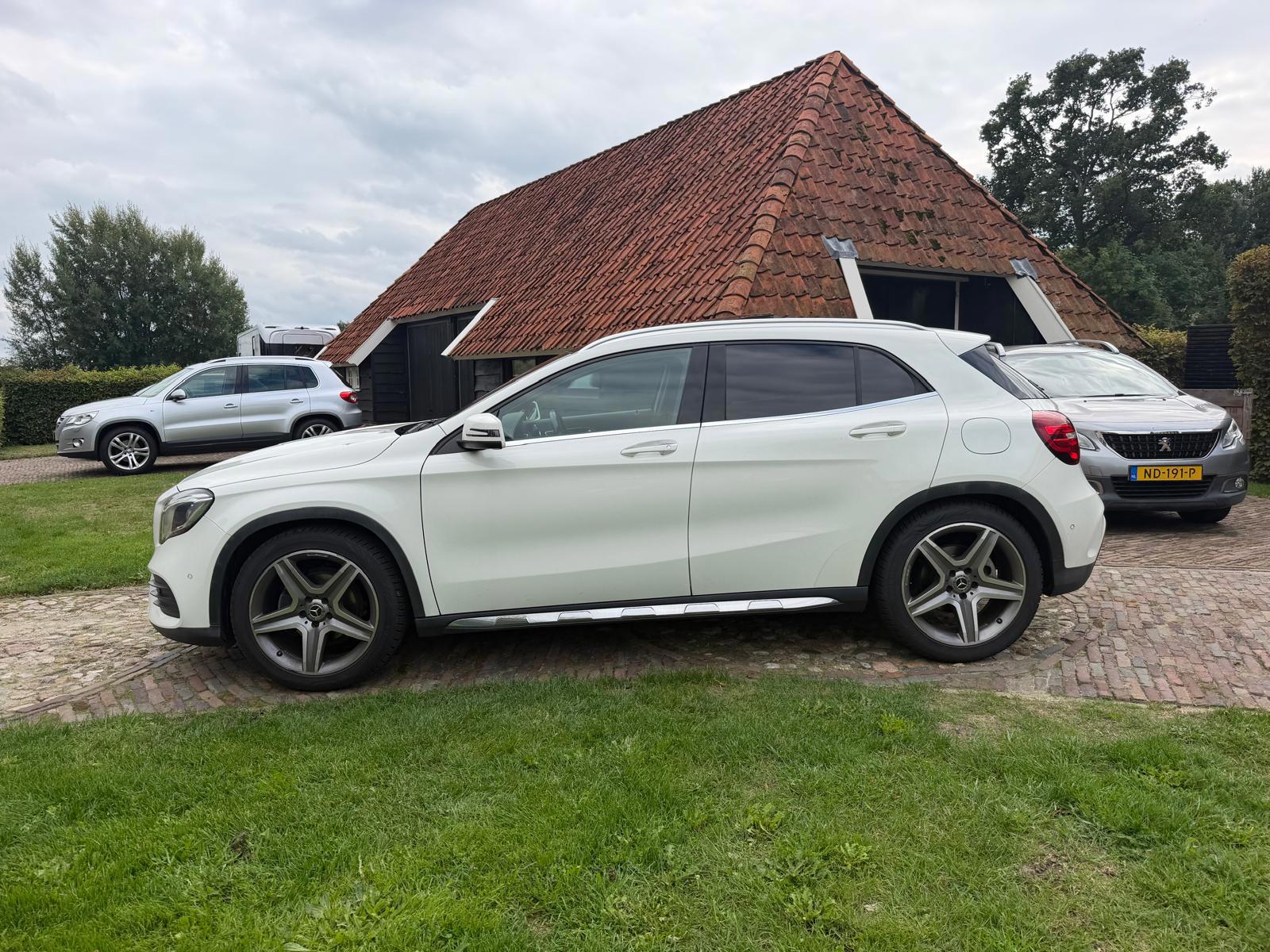 Mercedes-Benz GLA-klasse 180 Business Solution AMG-Camera (2017), foto 2