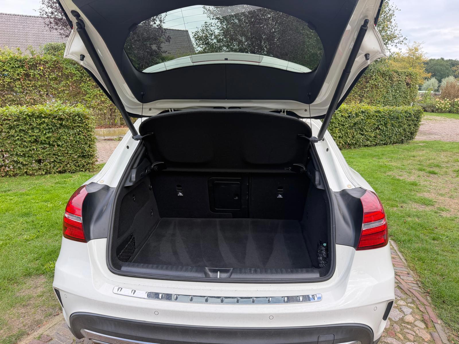 Mercedes-Benz GLA-klasse 180 Business Solution AMG-Camera (2017), foto 31