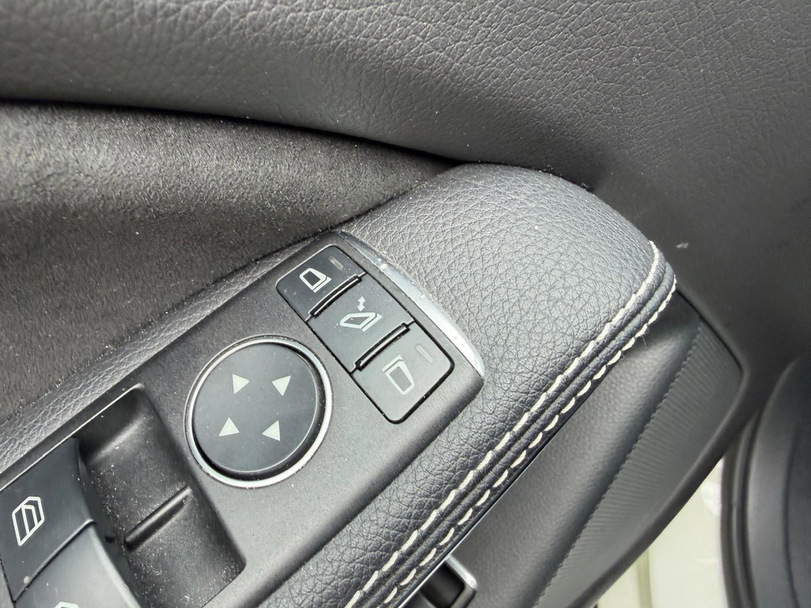 Mercedes-Benz GLA-klasse 180 Business Solution AMG-Camera (2017), foto 32